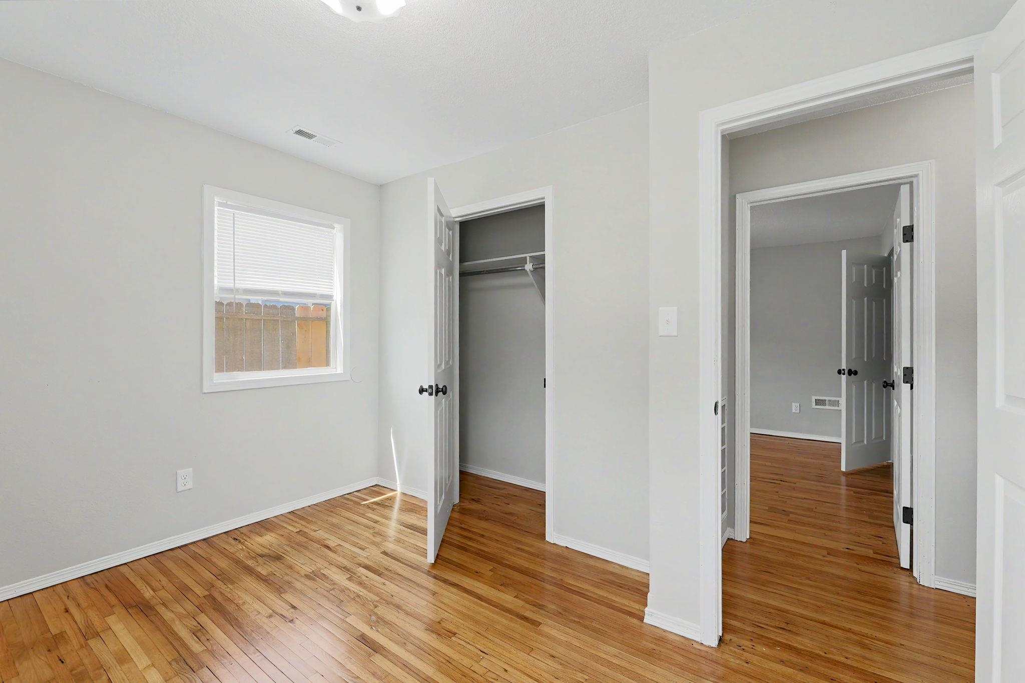 2611 N Lorraine Ave Property Photo 18
