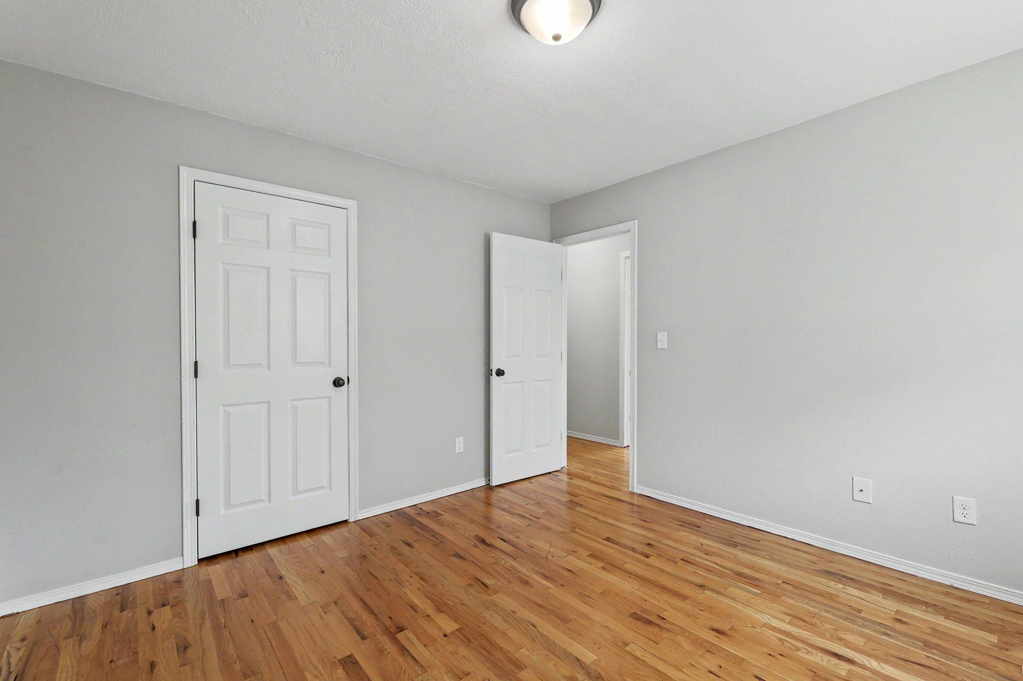2611 N Lorraine Ave Property Photo 20