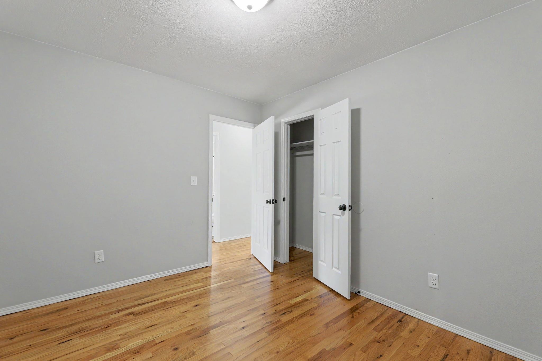 2611 N Lorraine Ave Property Photo 23