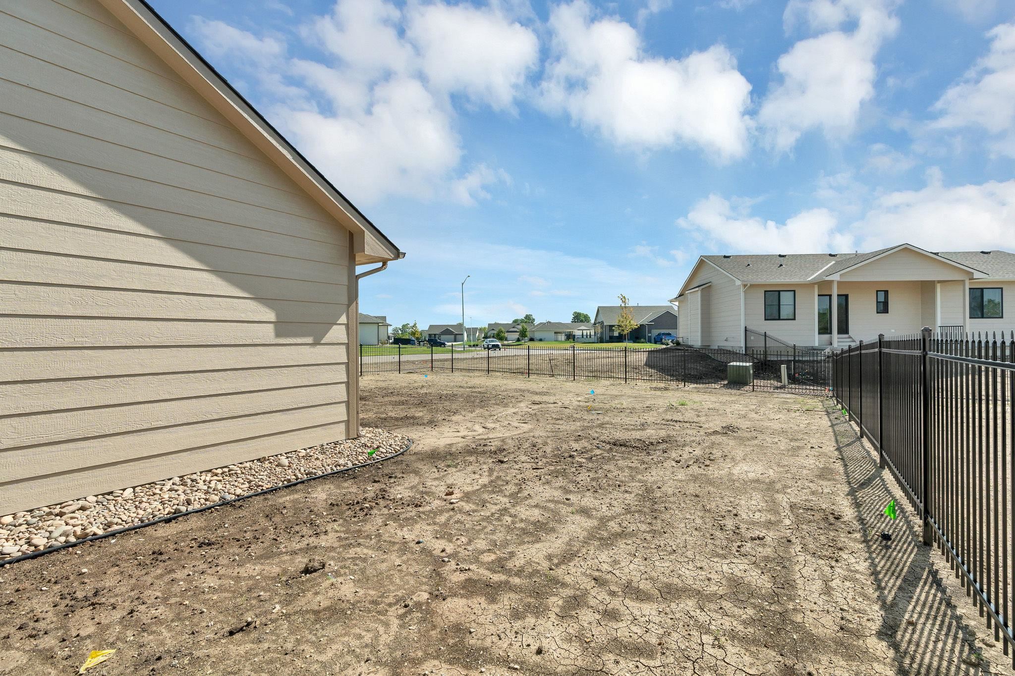 5853 Central Park Court Property Photo 24