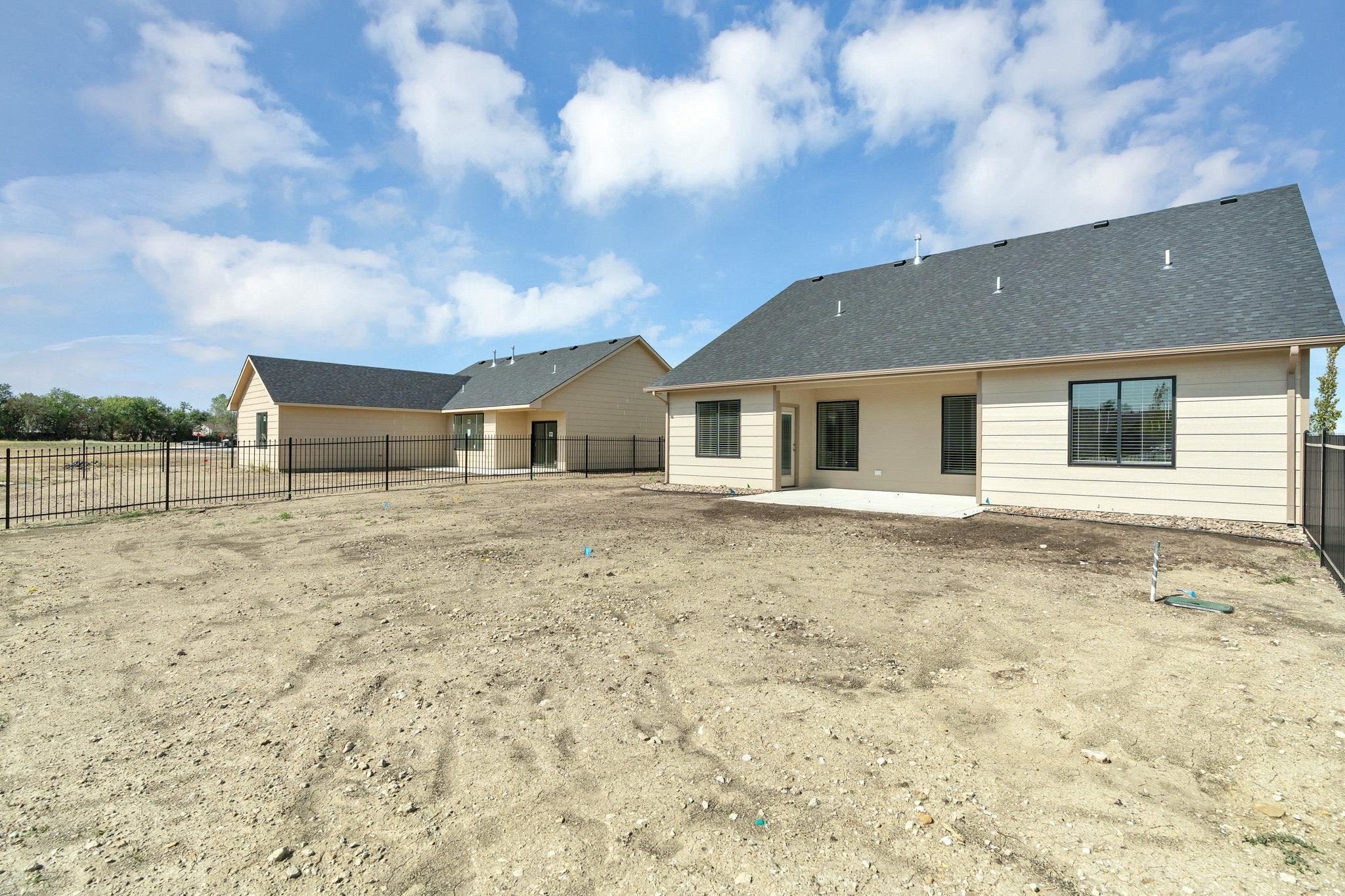 5853 Central Park Court Property Photo 27