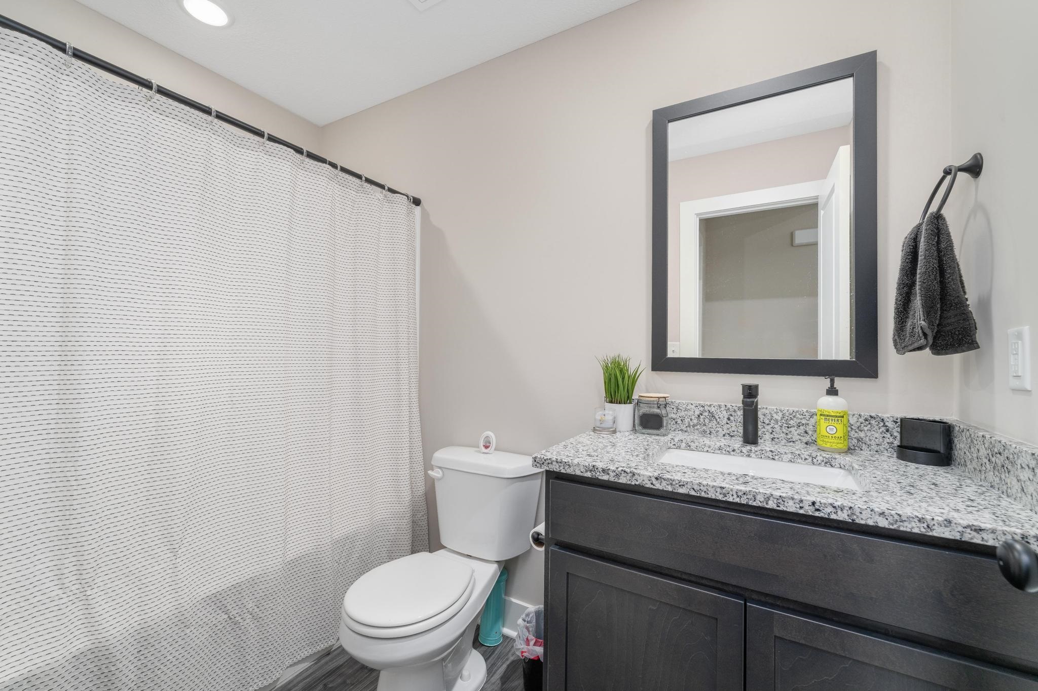 5286-5288 E Cypress St Property Photo 26