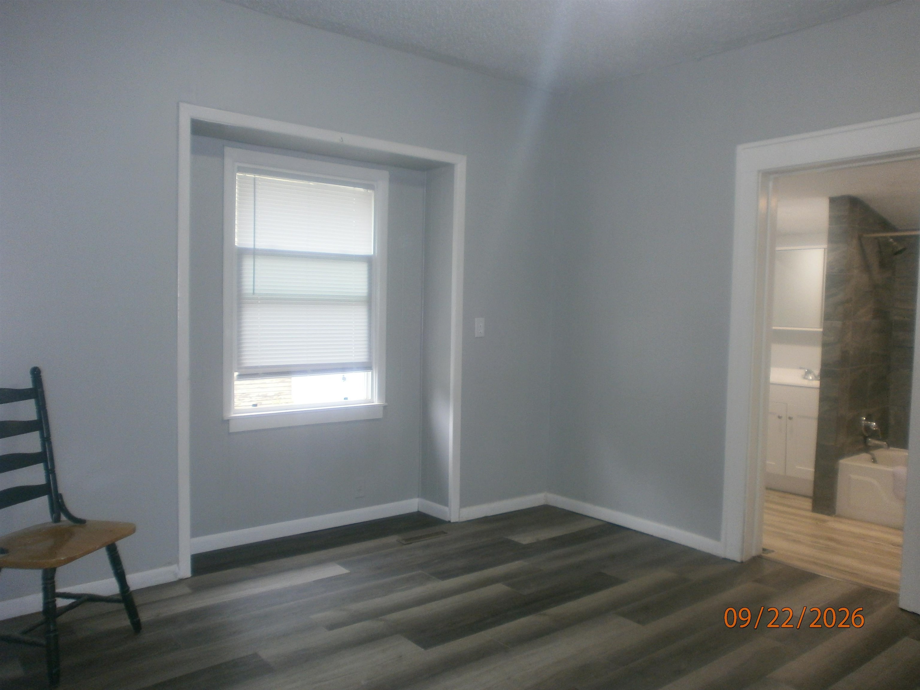 1121 E Ash St Property Photo 6