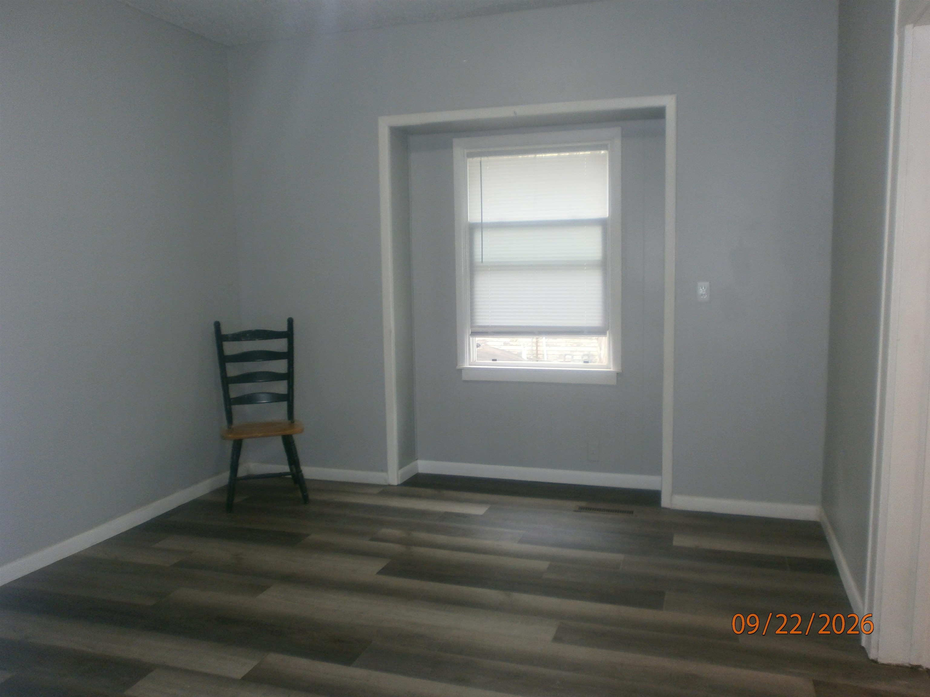 1121 E Ash St Property Photo 7