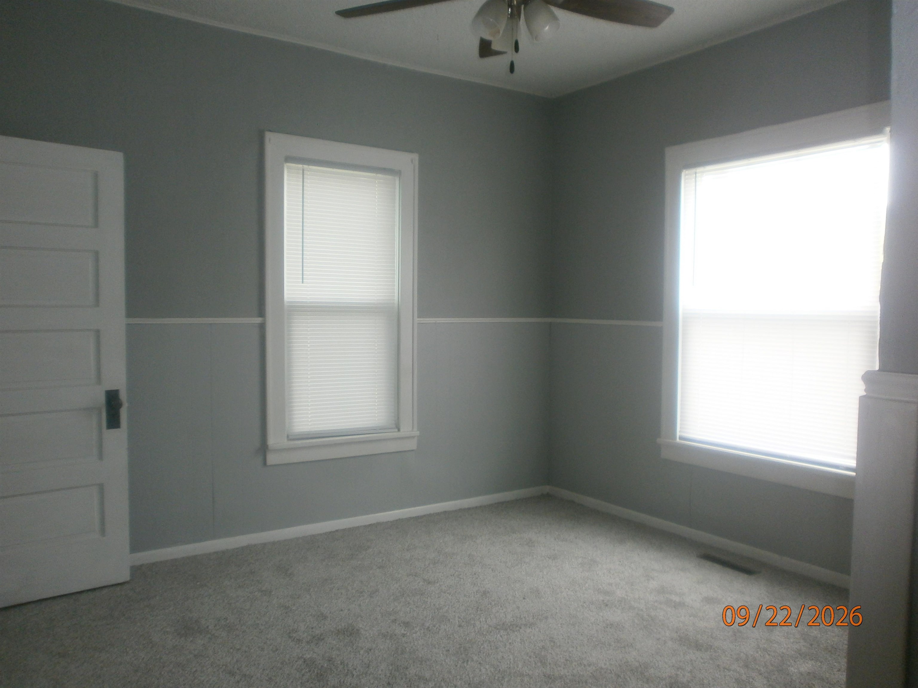 1121 E Ash St Property Photo 9