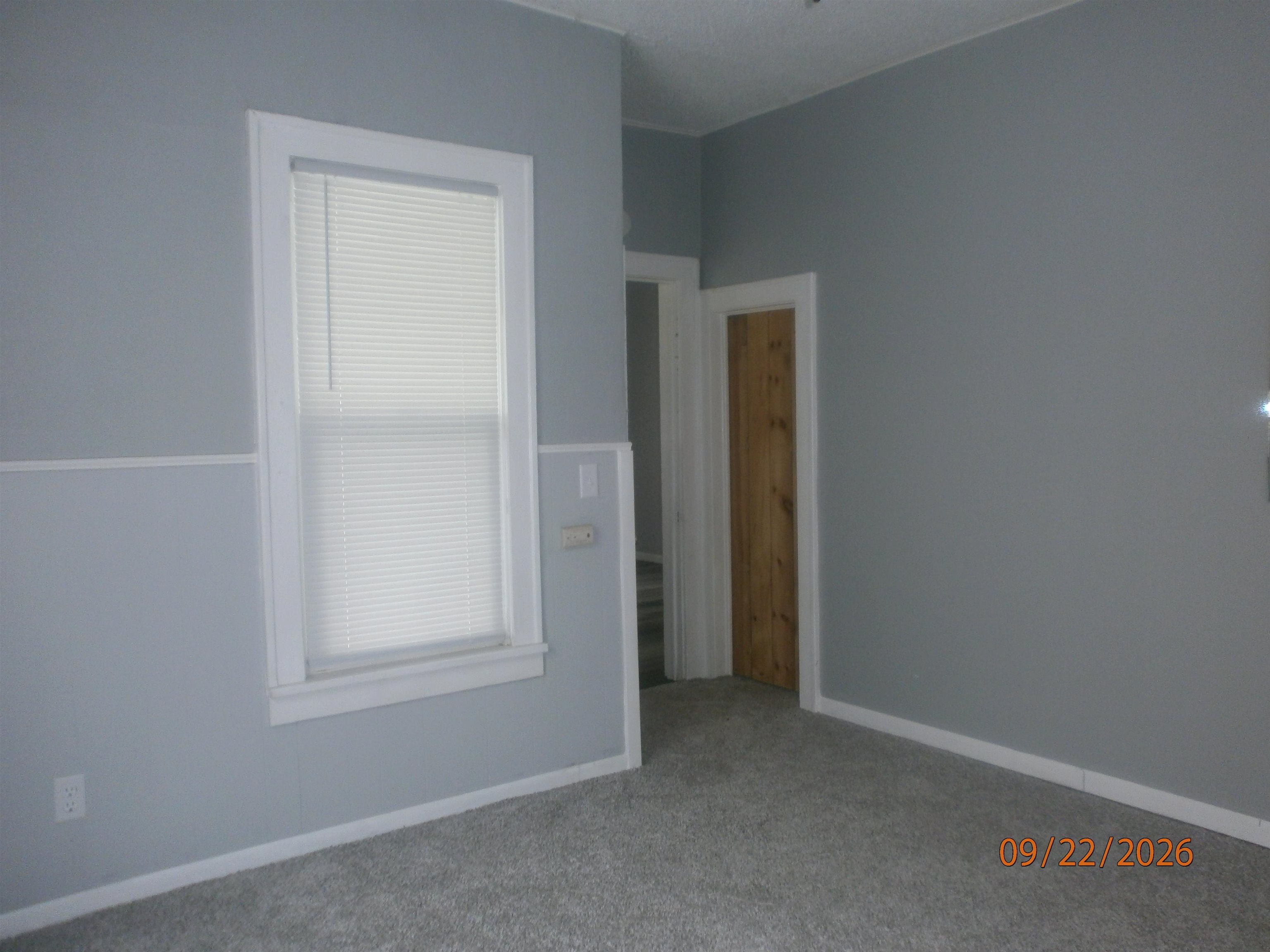 1121 E Ash St Property Photo 10