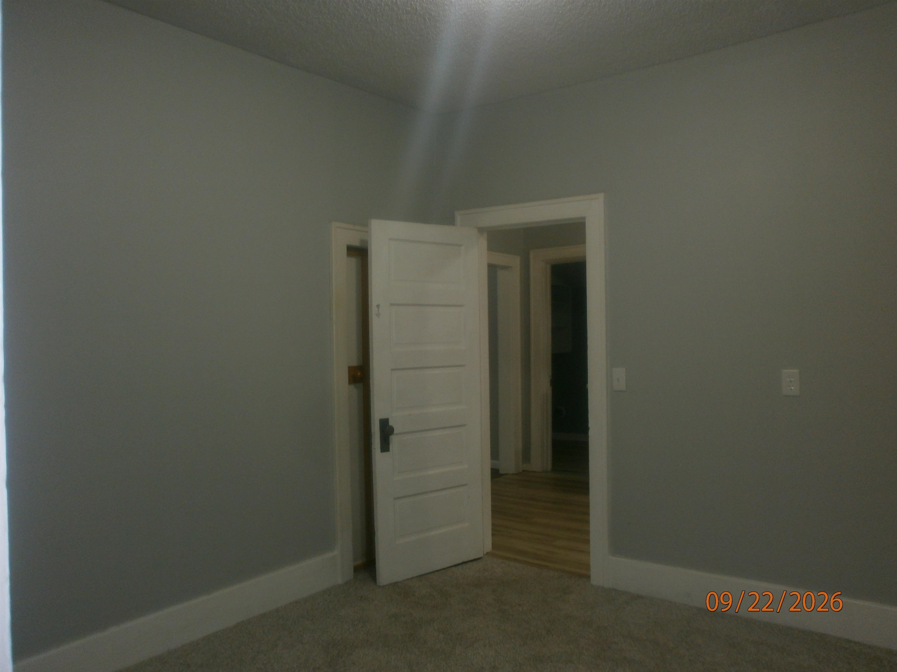 1121 E Ash St Property Photo 11