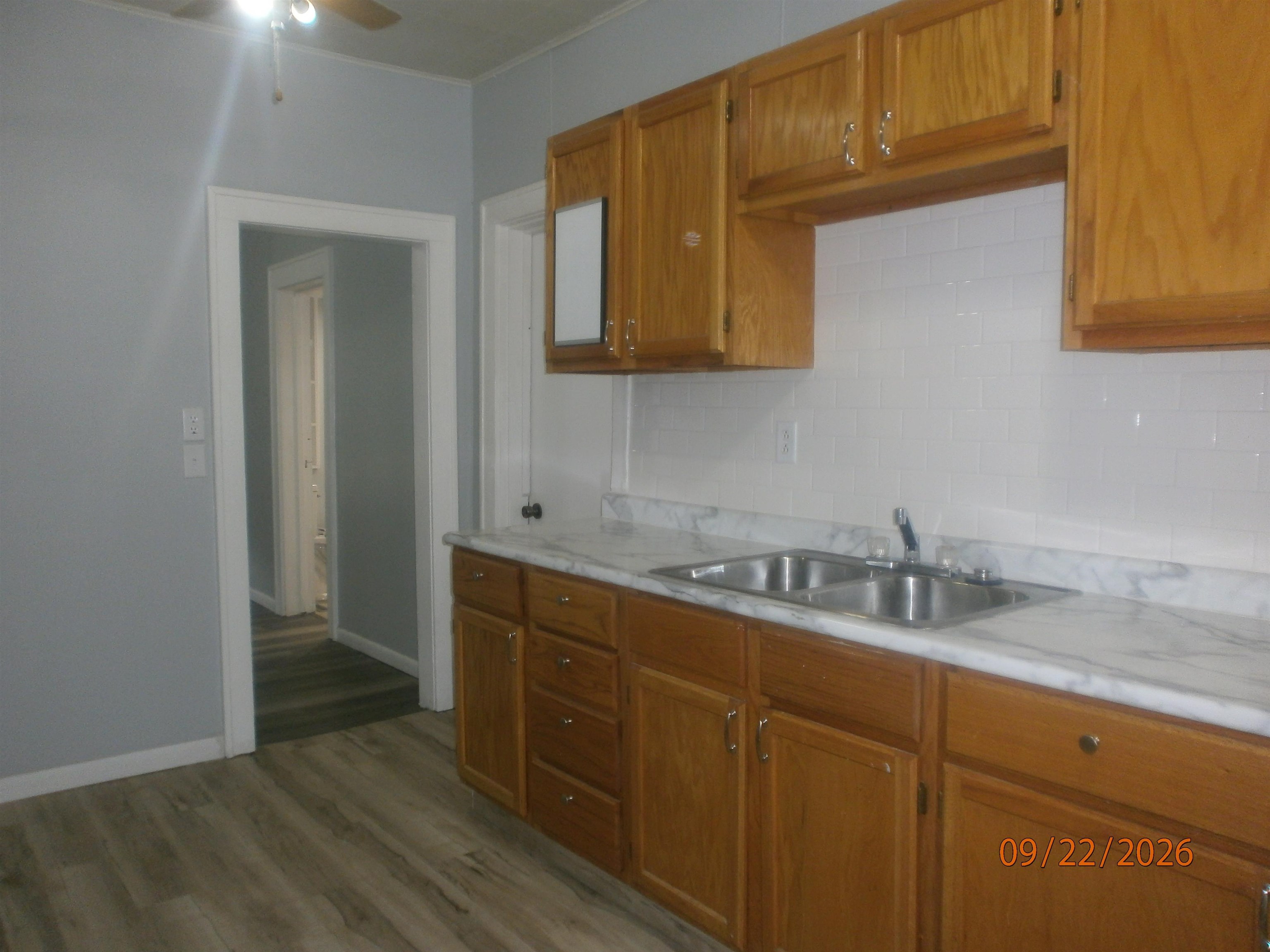 1121 E Ash St Property Photo 14