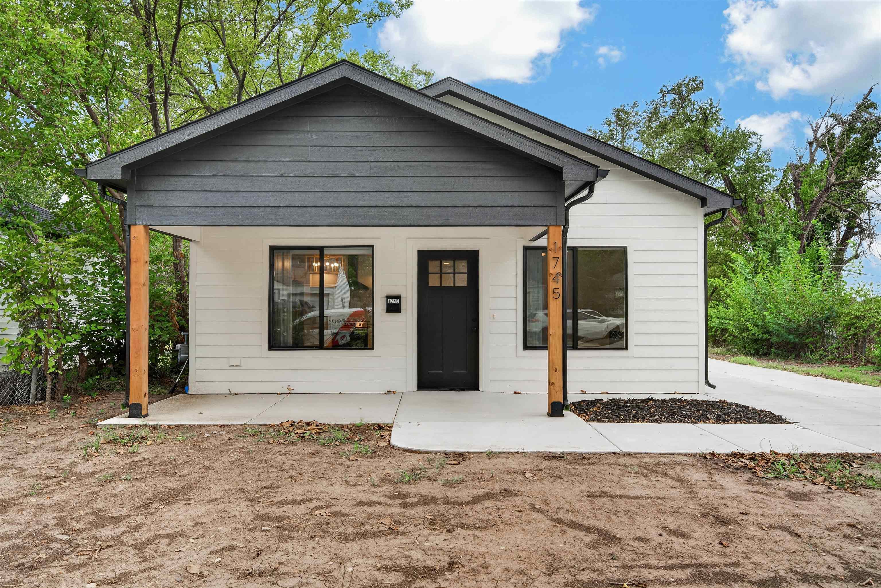 1745 N Chautauqua Property Photo 3