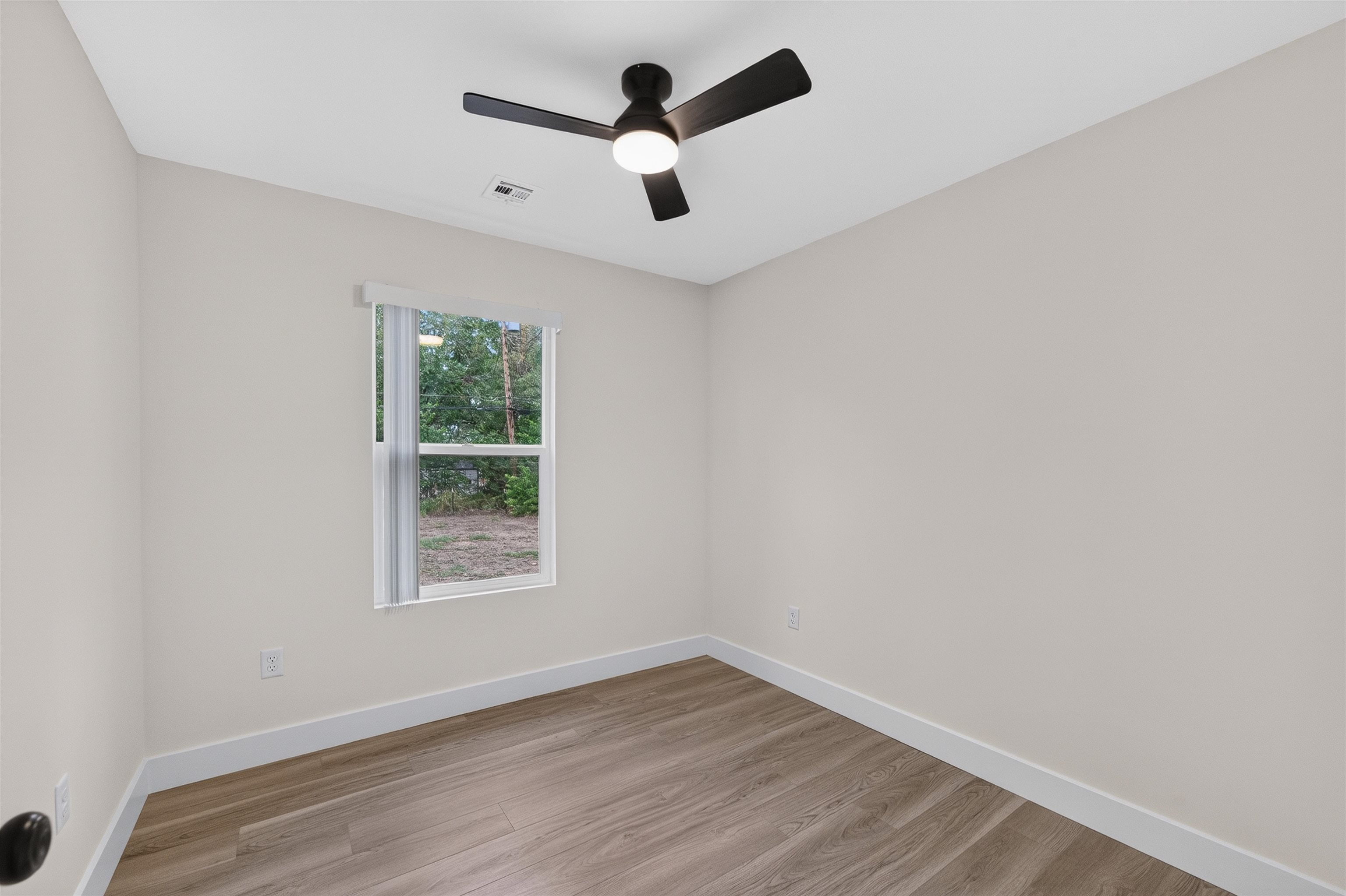 1745 N Chautauqua Property Photo 22
