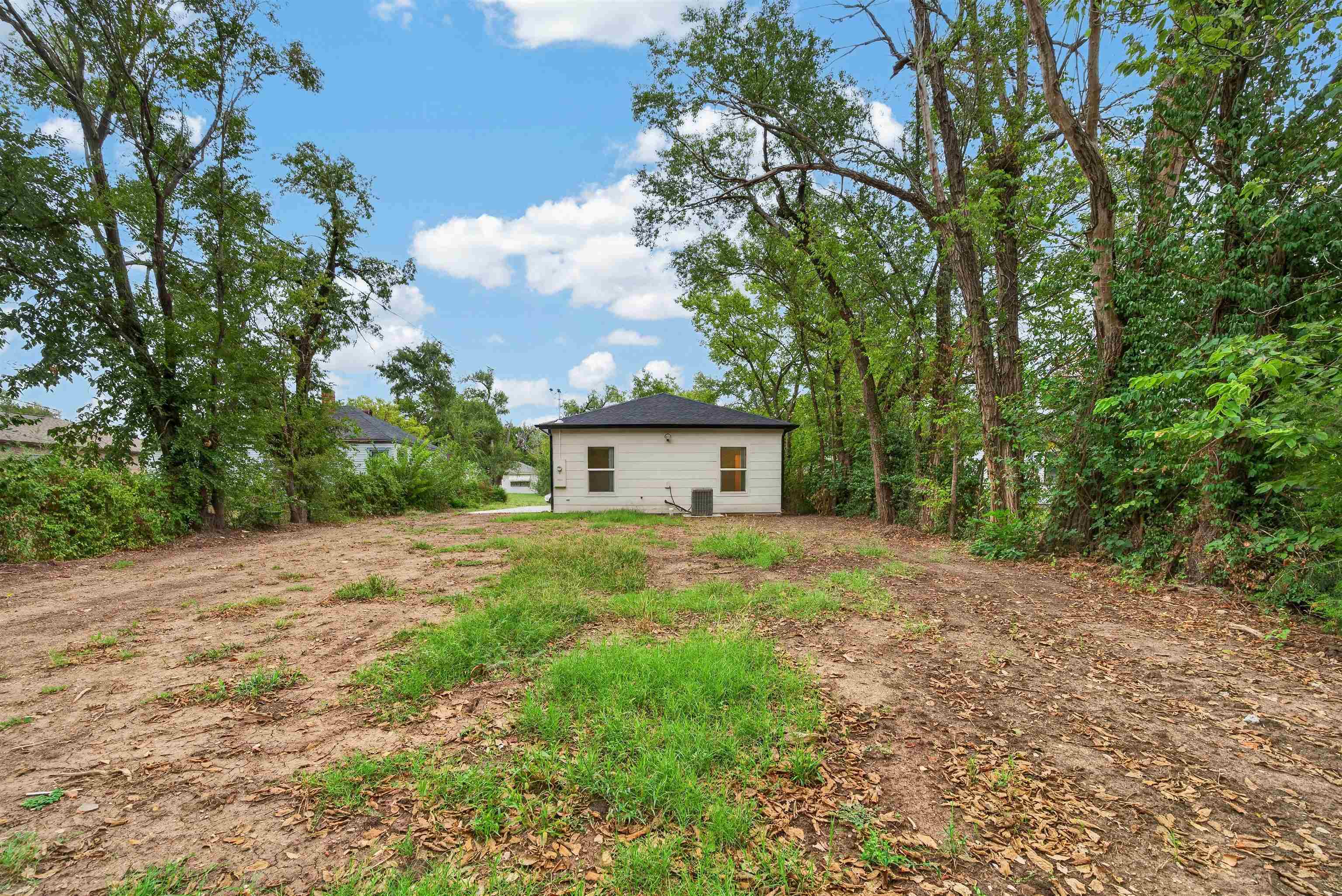 1745 N Chautauqua Property Photo 30