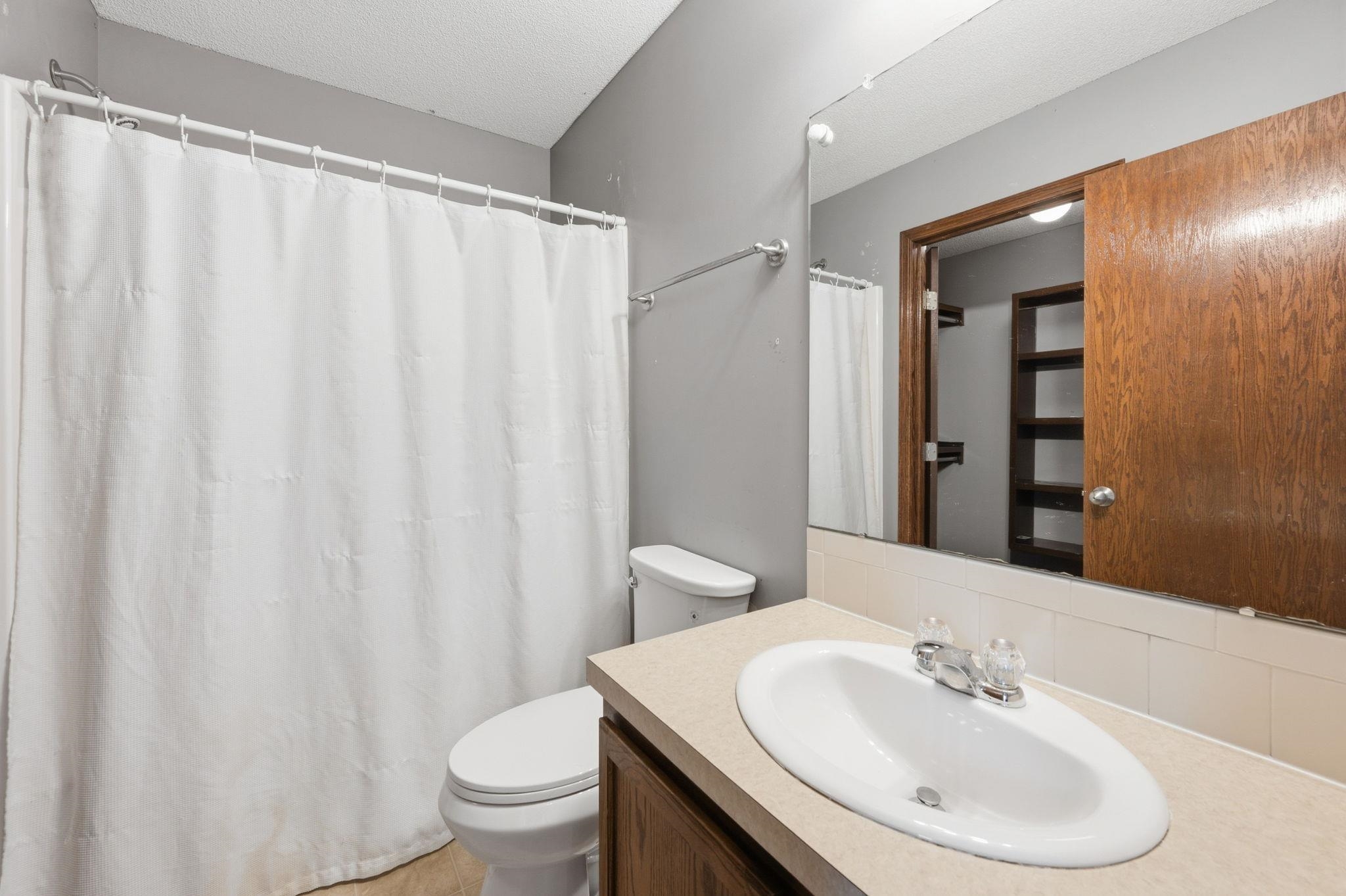 241 S Stoneridge Property Photo 11