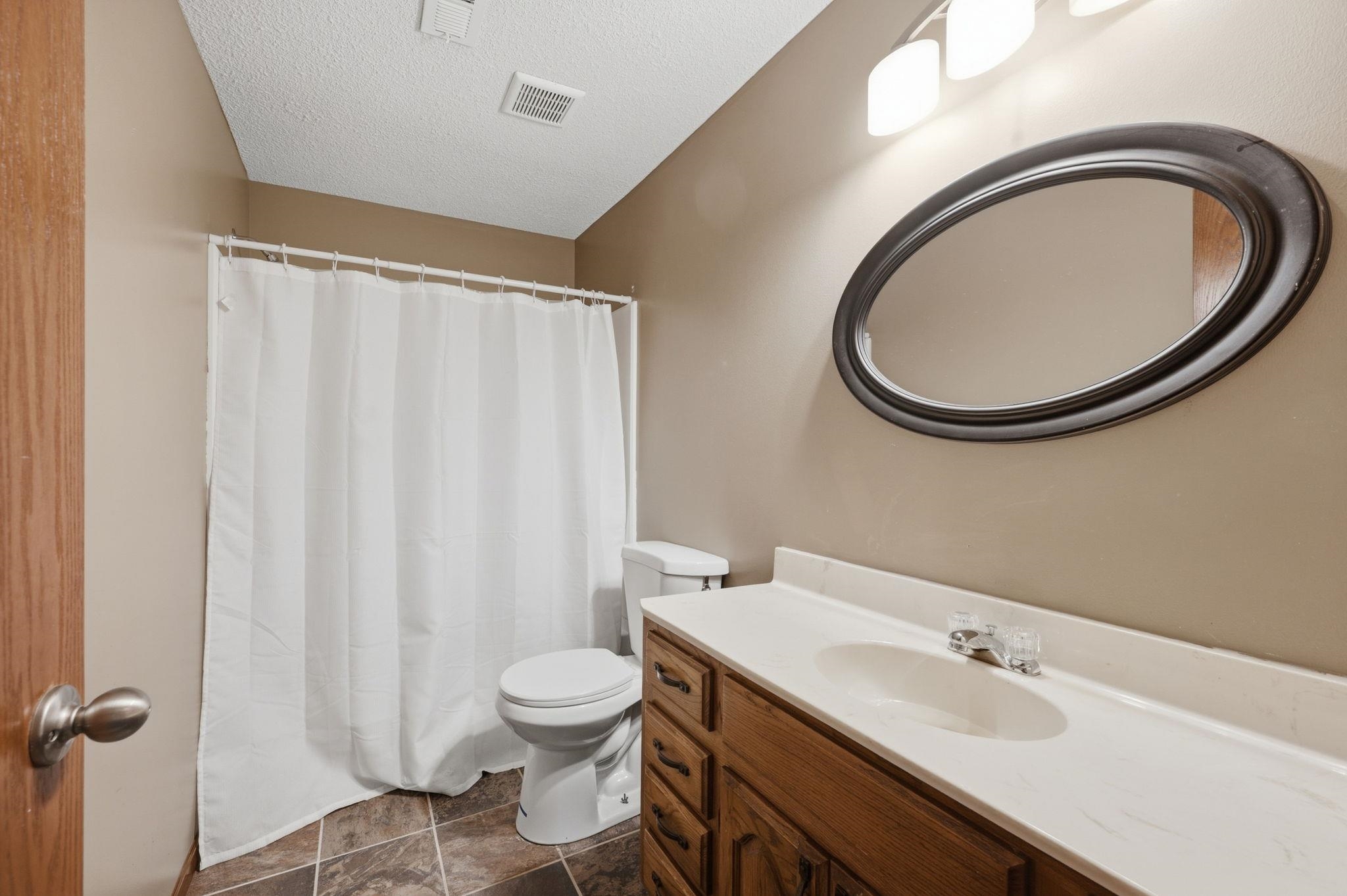 241 S Stoneridge Property Photo 19