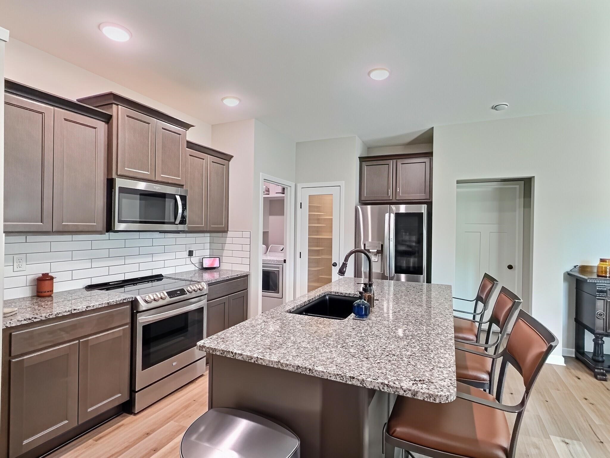 209 Matson Ct. Property Photo 9