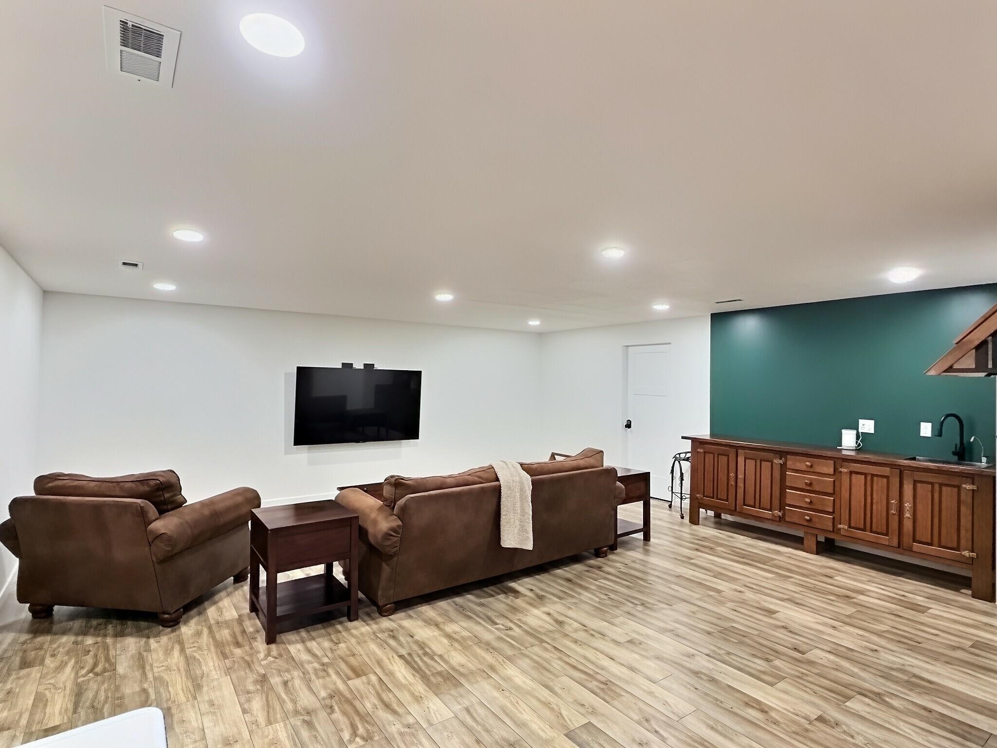 209 Matson Ct. Property Photo 27