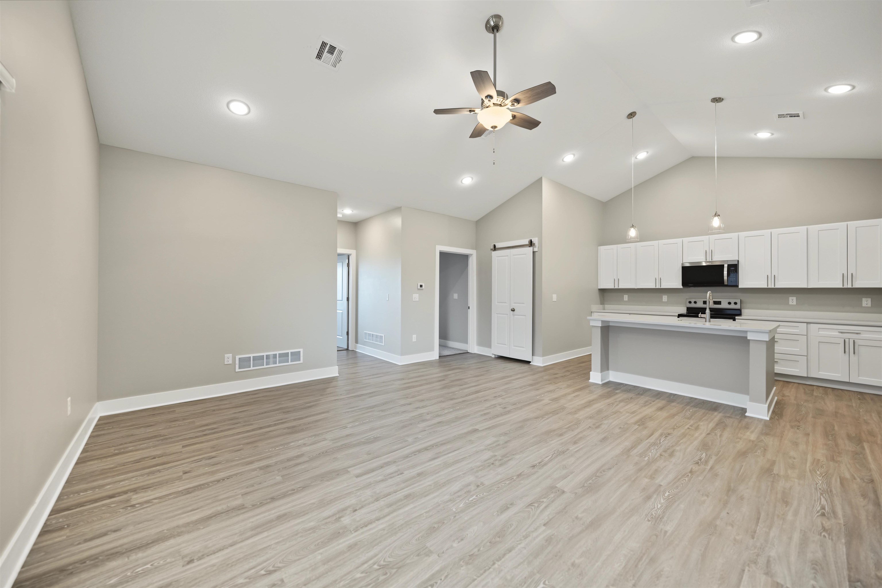 1244 Steve Hawley Ln. Property Photo 2