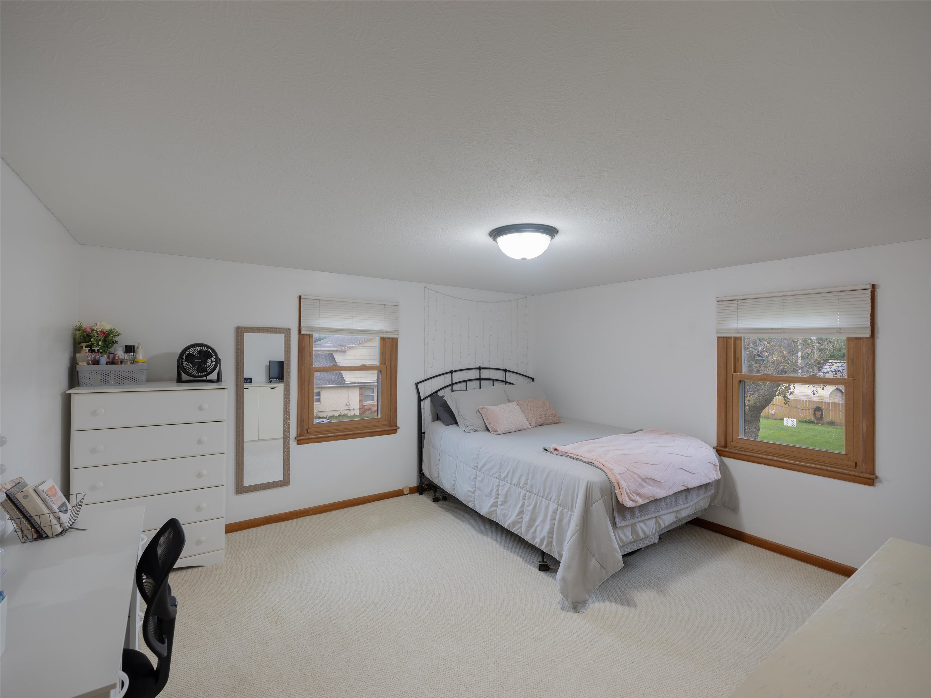 612 N Nelson St Property Photo 19