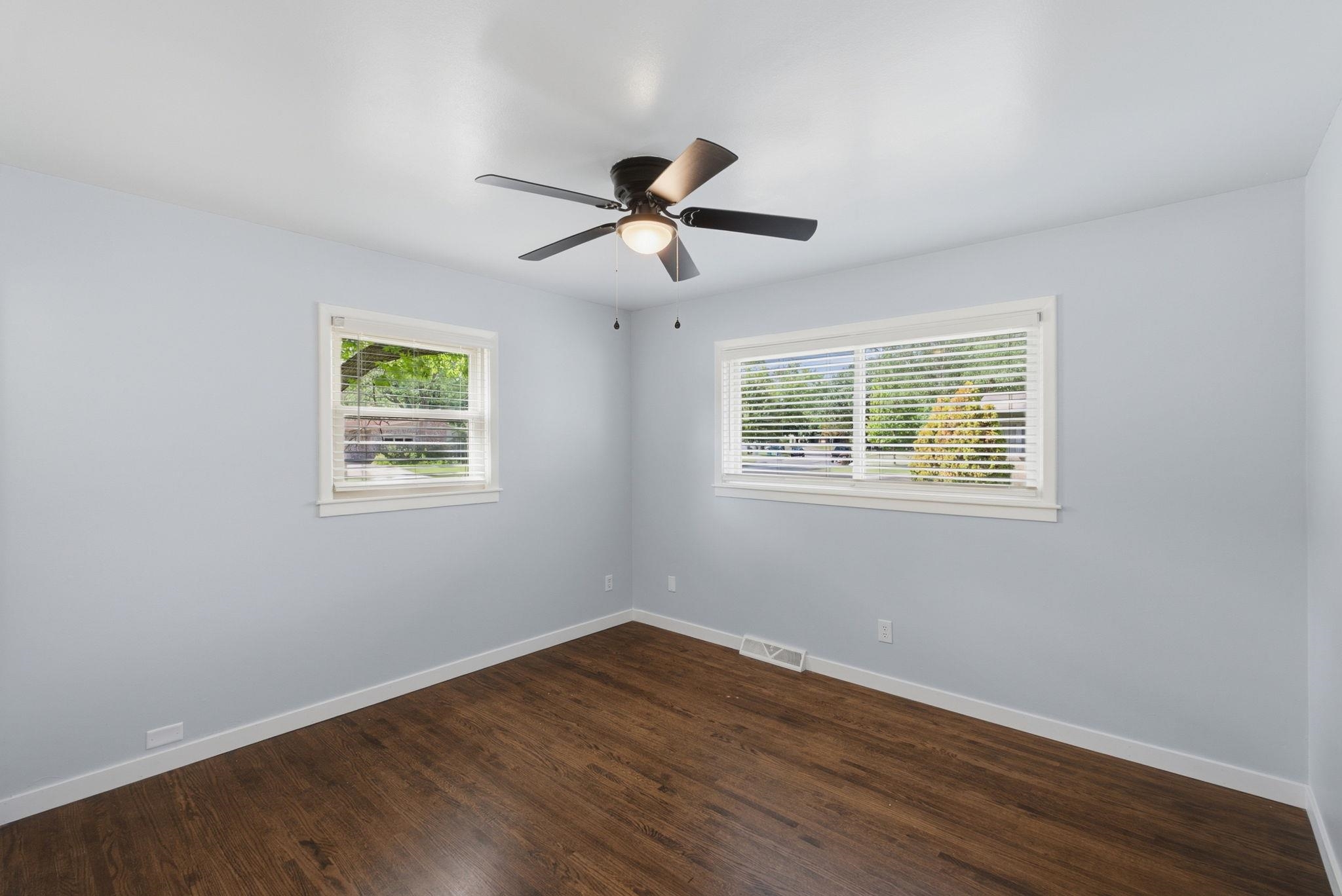 1020 N Brookfield Property Photo 22