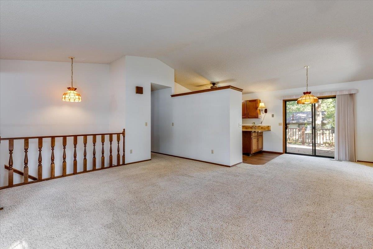 1810 N Socora St Property Photo 6