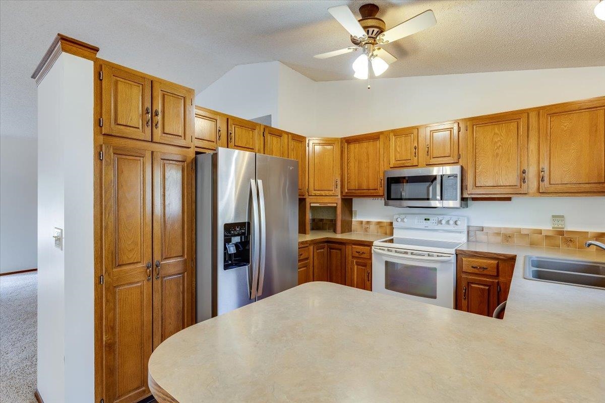 1810 N Socora St Property Photo 8
