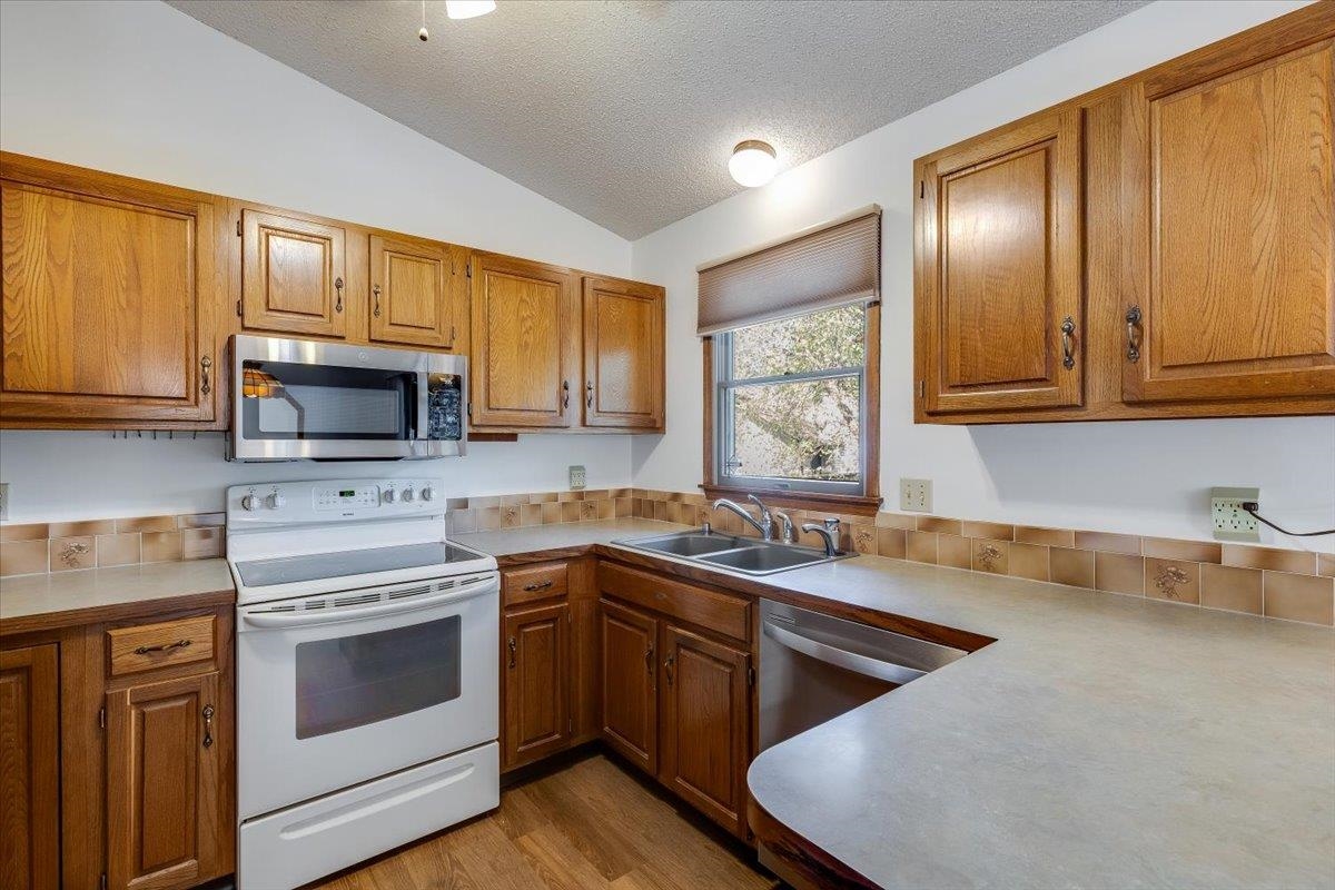 1810 N Socora St Property Photo 9