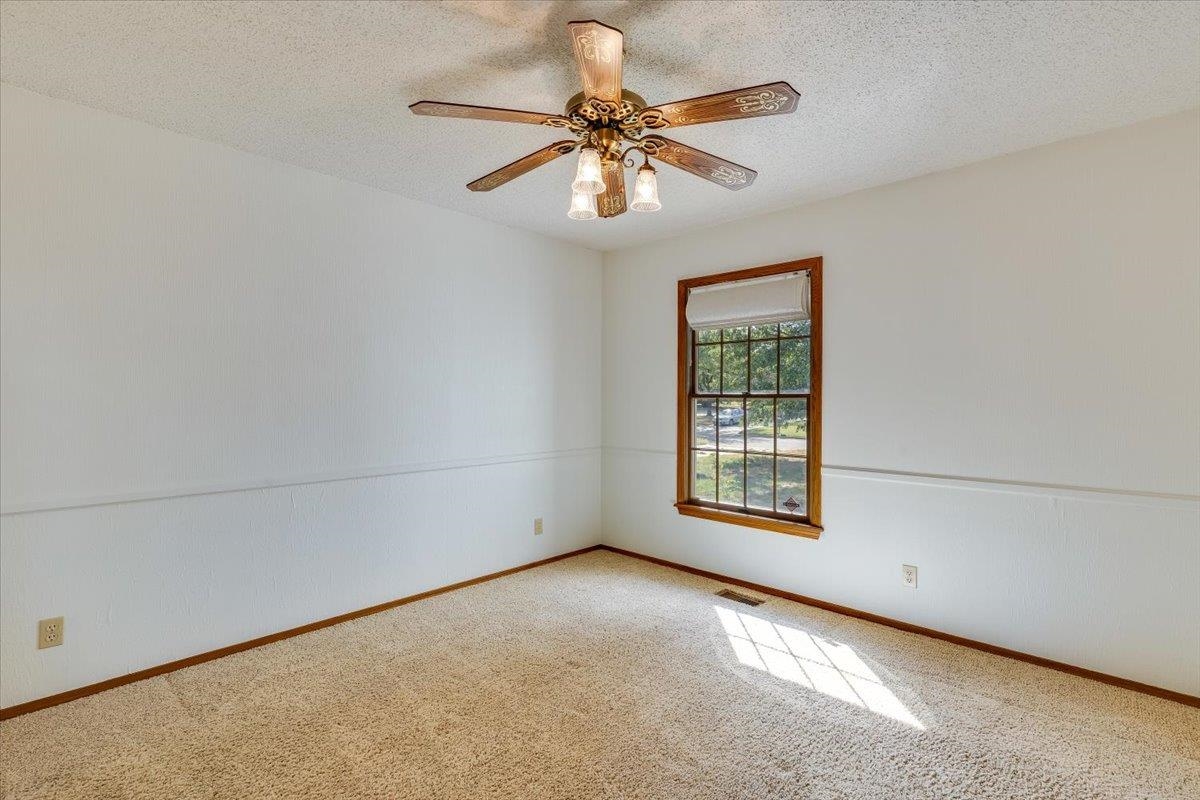 1810 N Socora St Property Photo 12