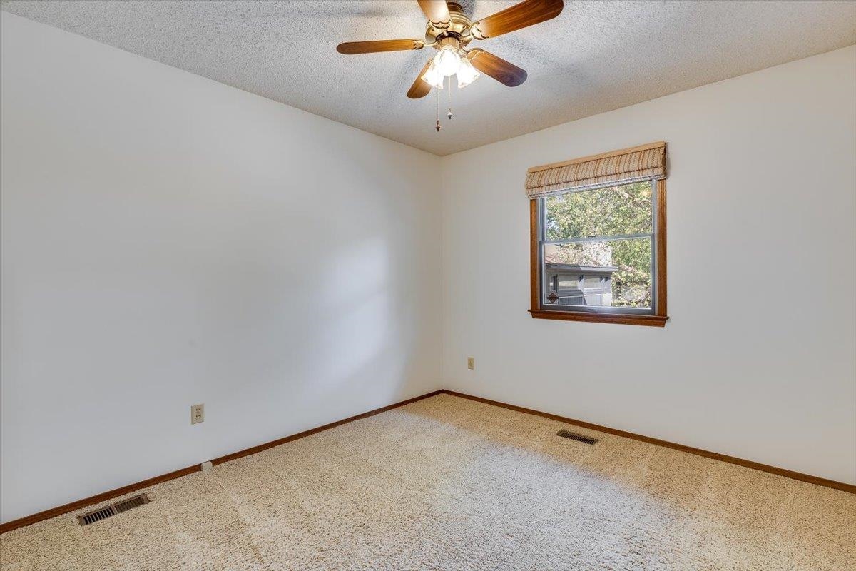 1810 N Socora St Property Photo 20