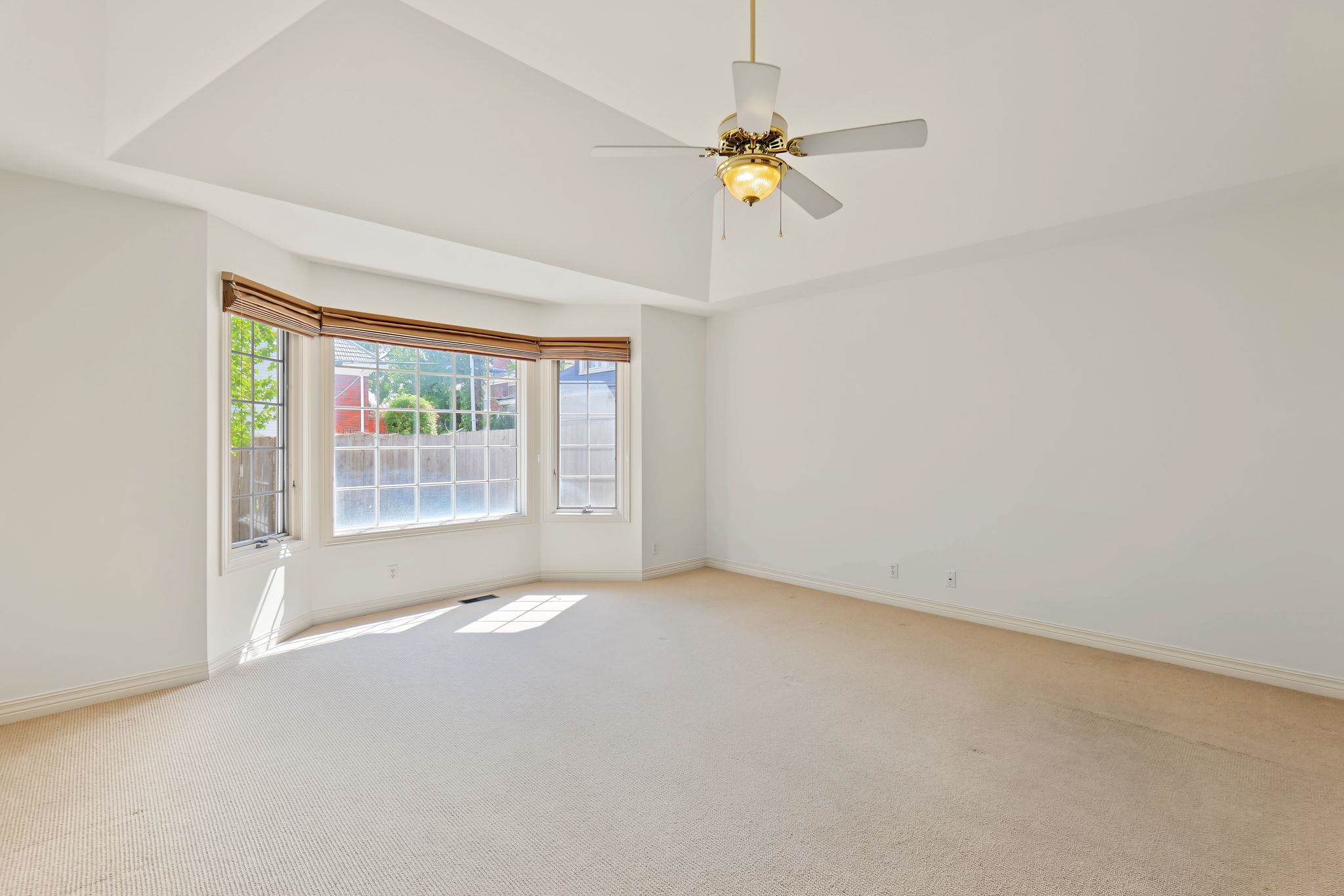 208 N Belmont Ave Property Photo 11