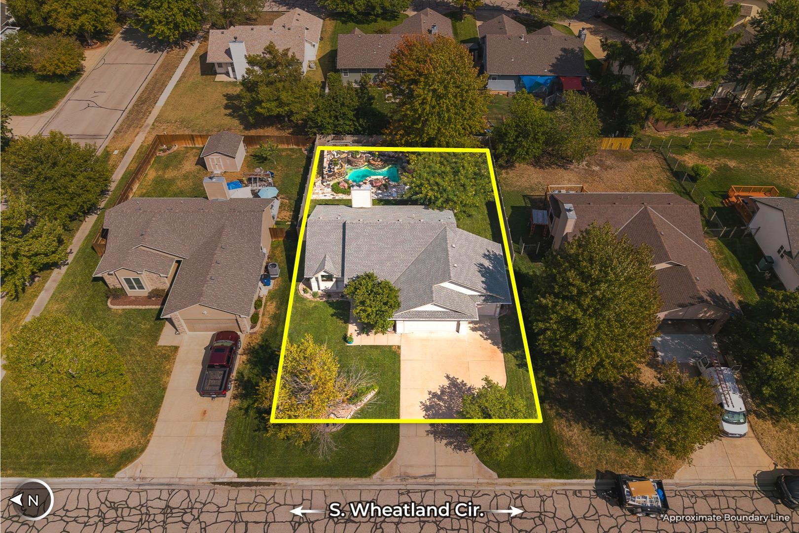 606 S Wheatland Cir Property Photo 2