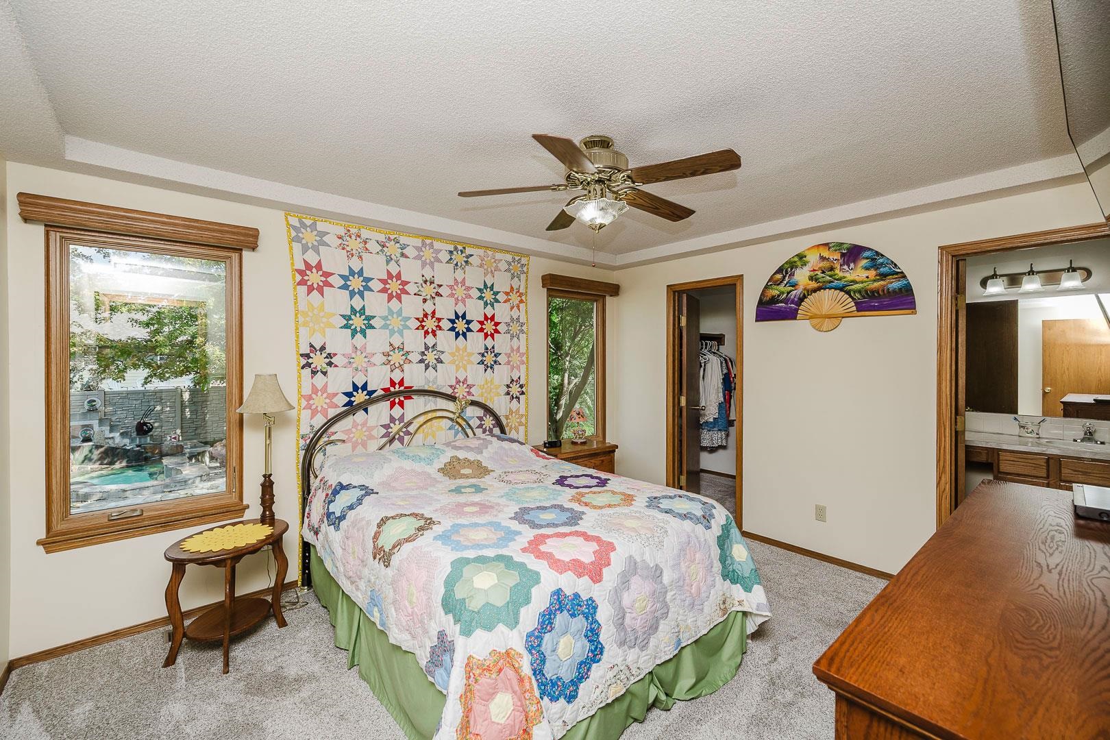 606 S Wheatland Cir Property Photo 15