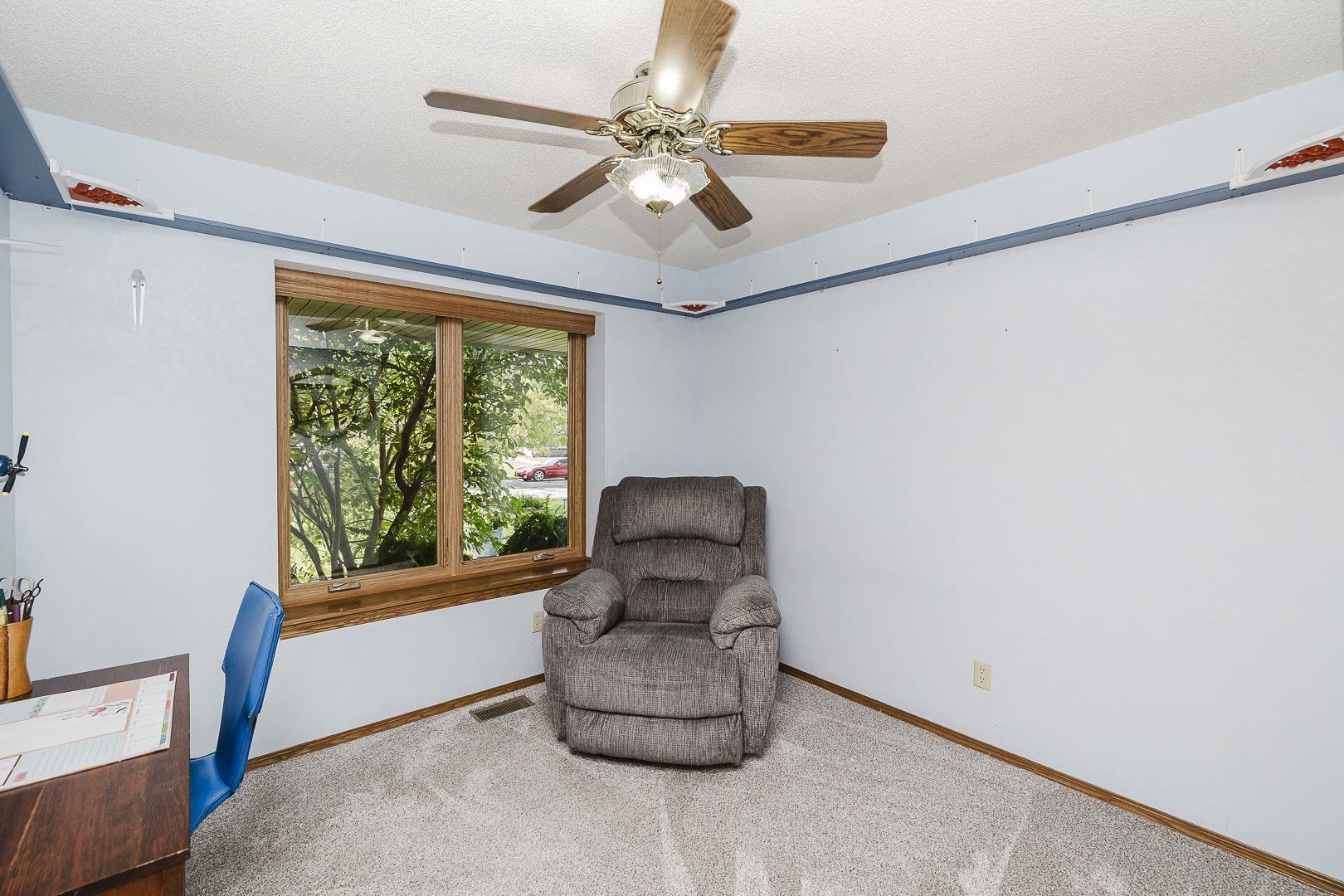 606 S Wheatland Cir Property Photo 18