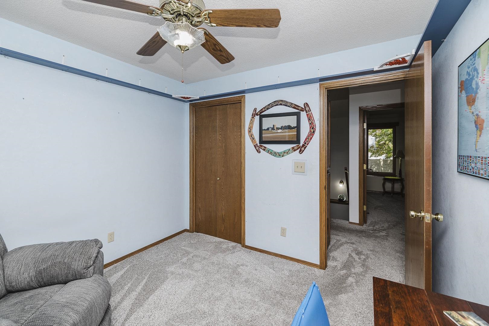606 S Wheatland Cir Property Photo 19