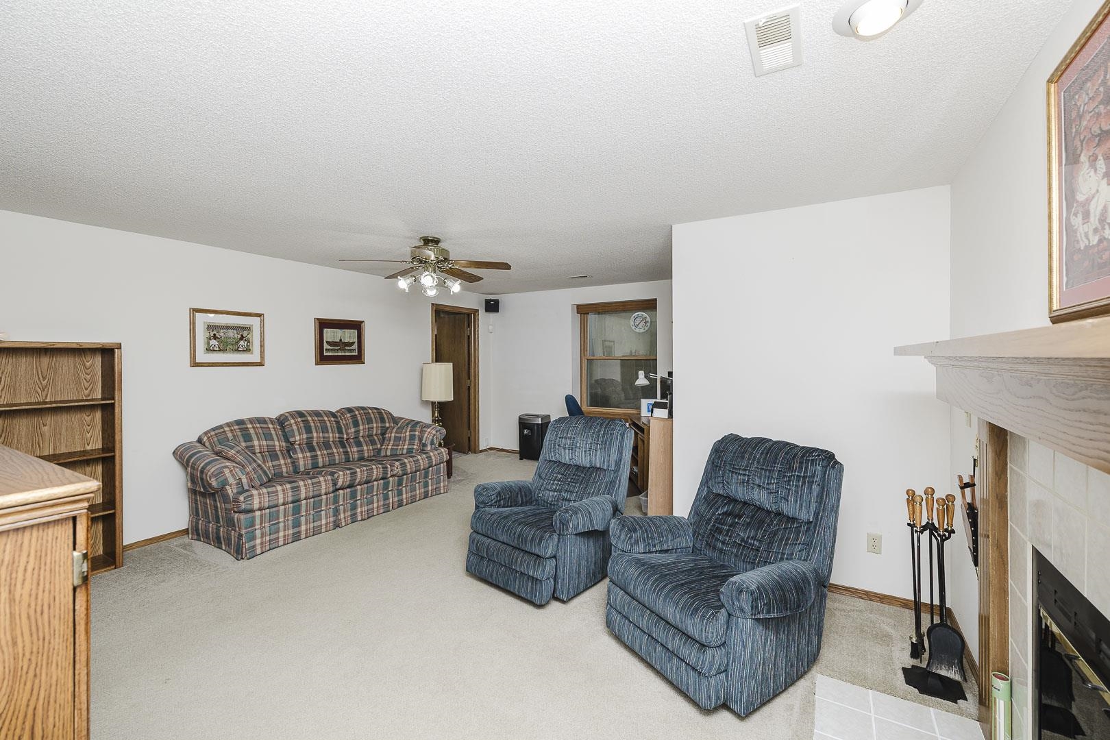 606 S Wheatland Cir Property Photo 21