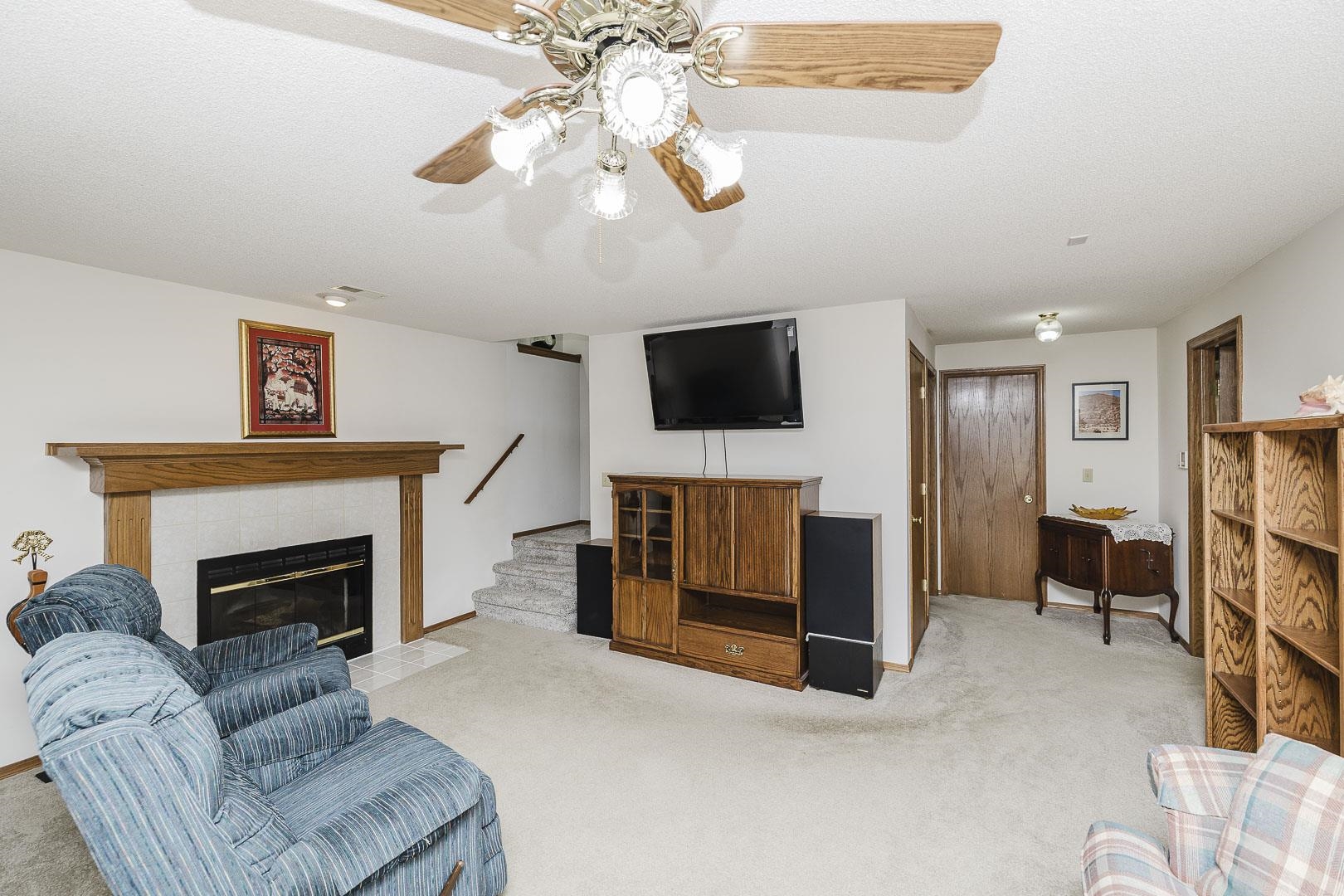 606 S Wheatland Cir Property Photo 23