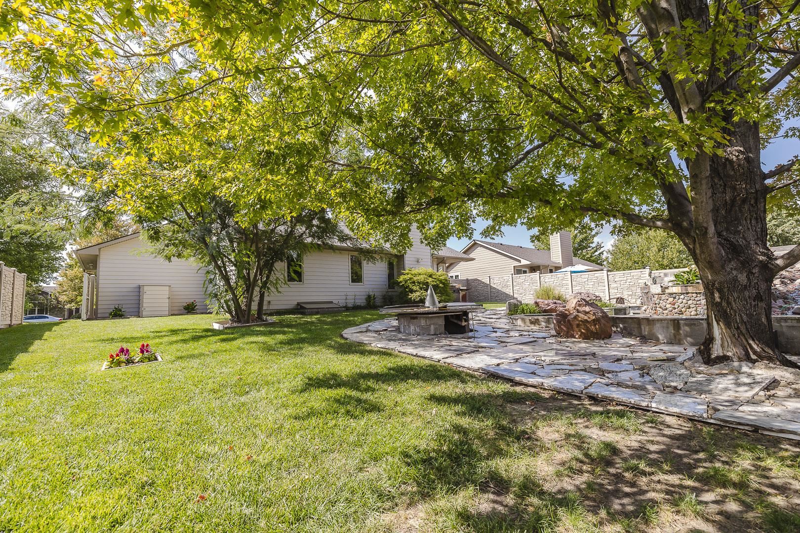 606 S Wheatland Cir Property Photo 35