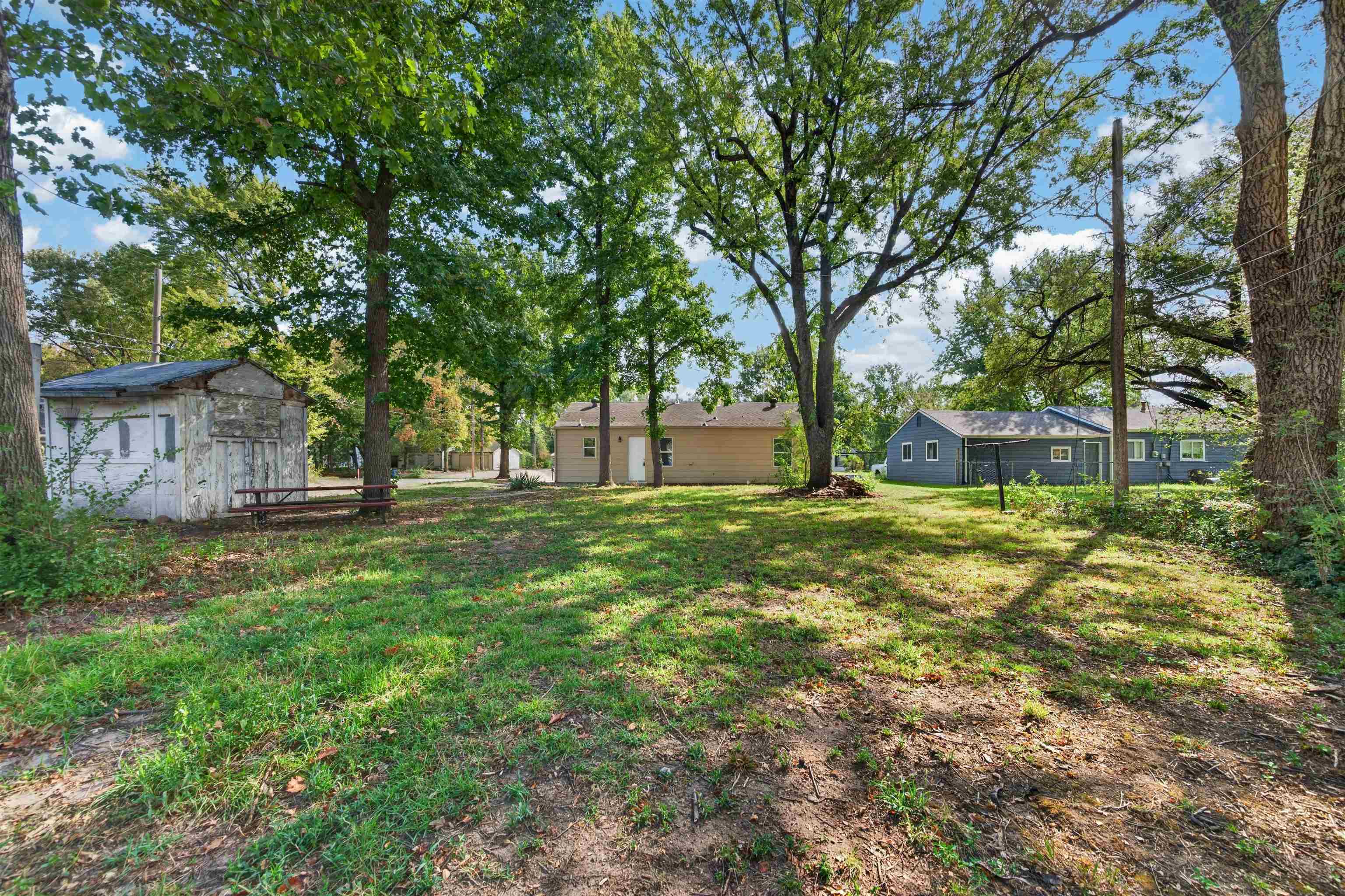 6415 N West Park View St Property Photo 26