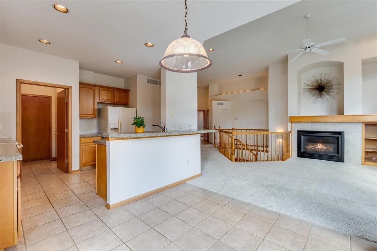 4528 N Barton Creek Ct Property Photo 6