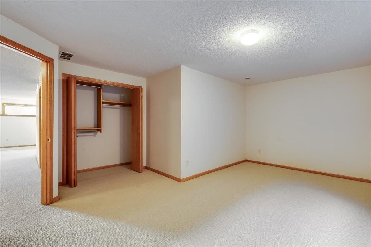 4528 N Barton Creek Ct Property Photo 27