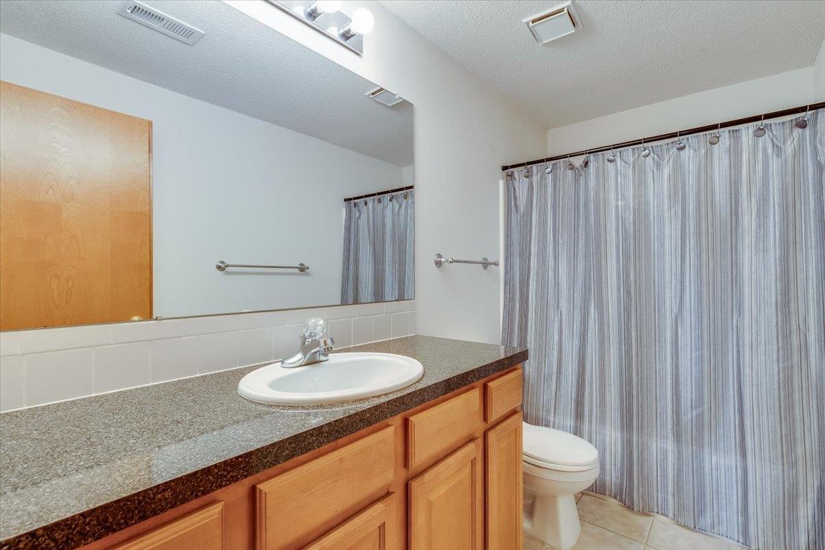 4528 N Barton Creek Ct Property Photo 28