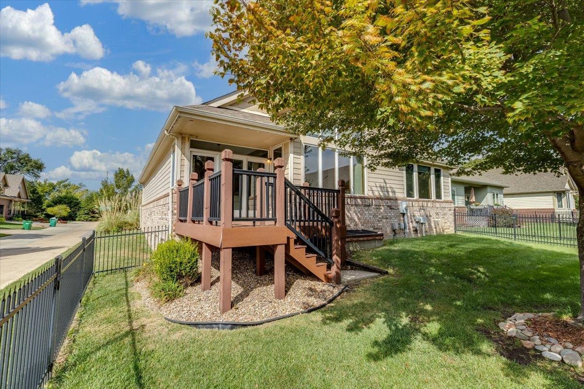 4528 N Barton Creek Ct Property Photo 33