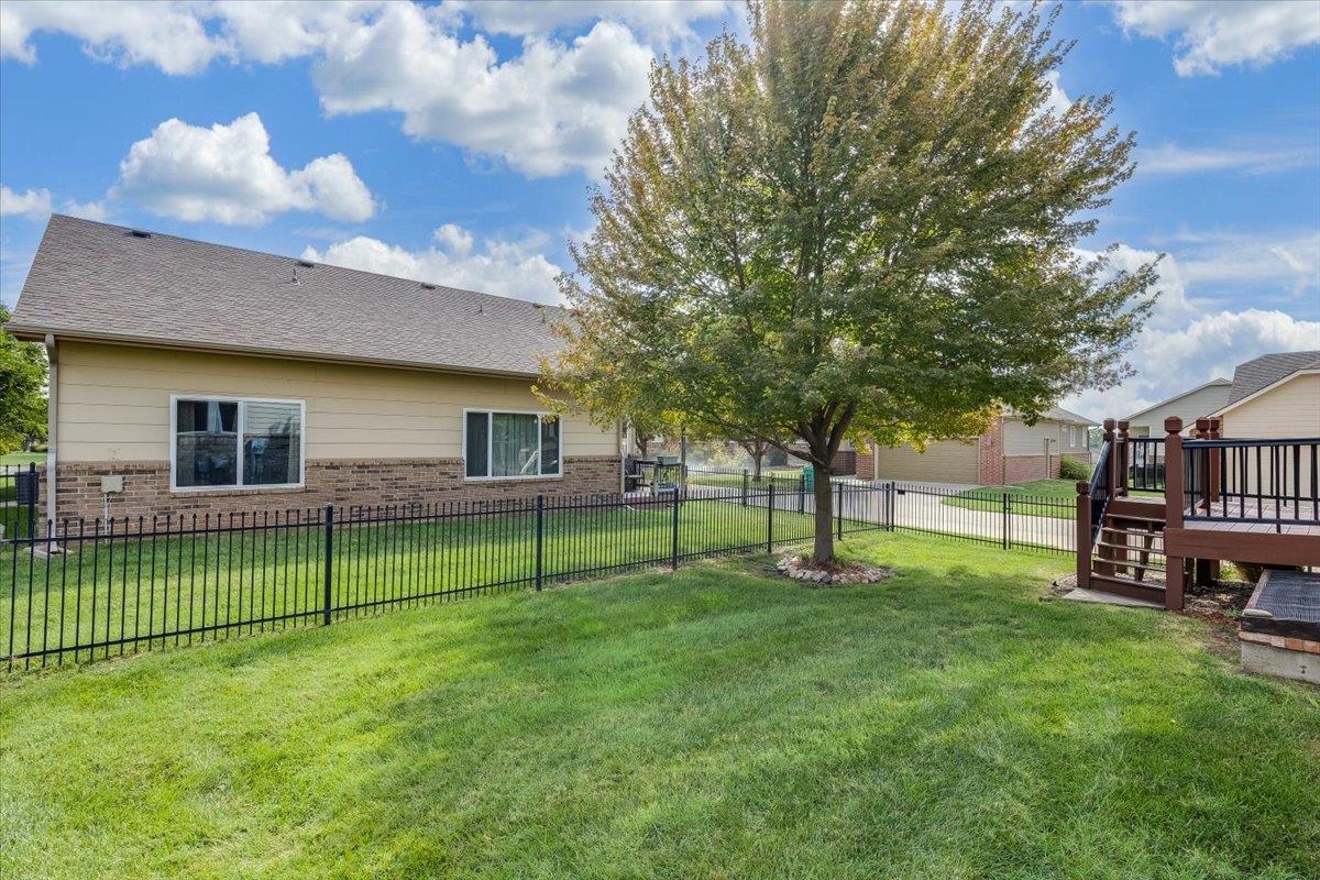 4528 N Barton Creek Ct Property Photo 35