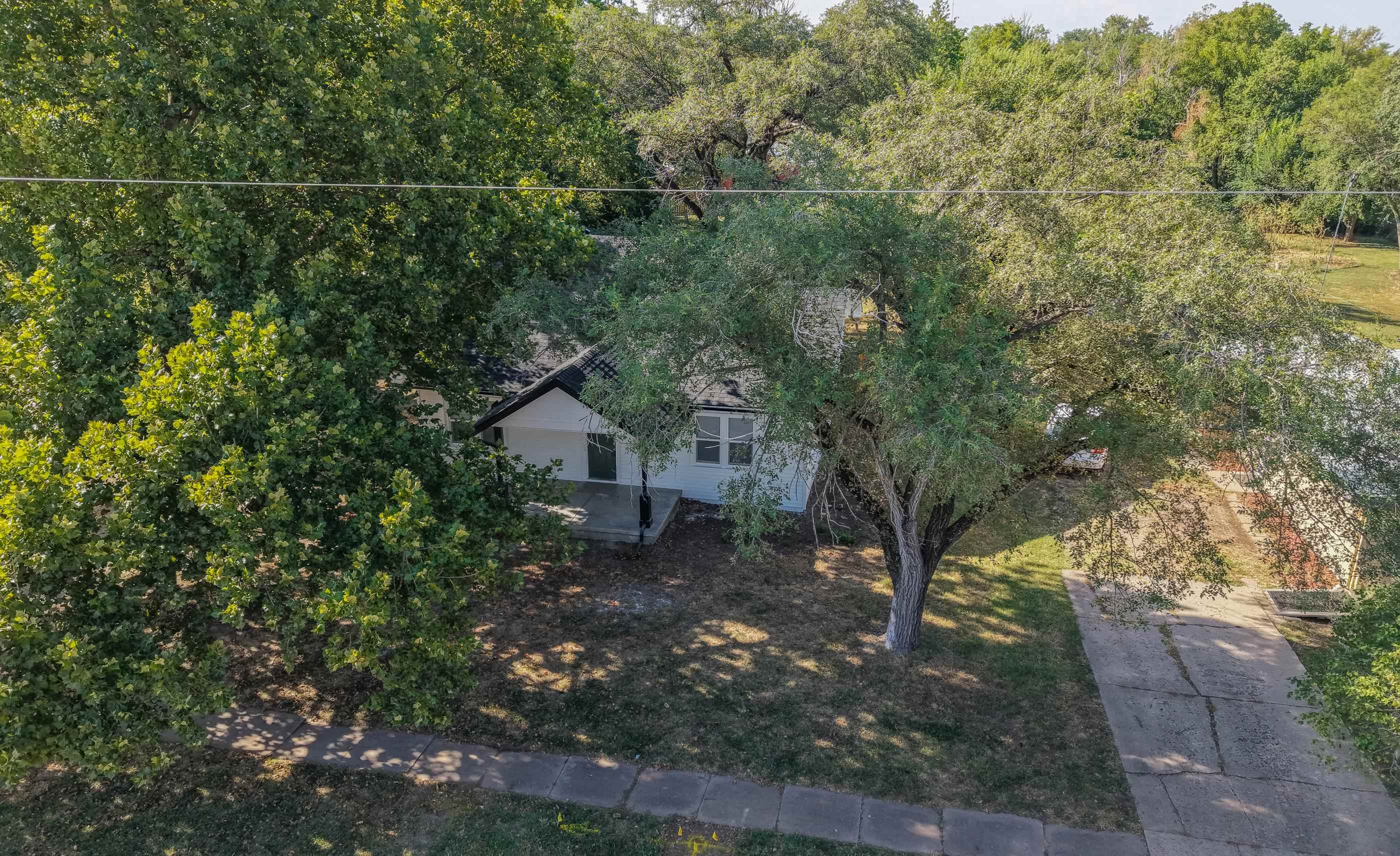 3321 W 9th St. N. Property Photo 33