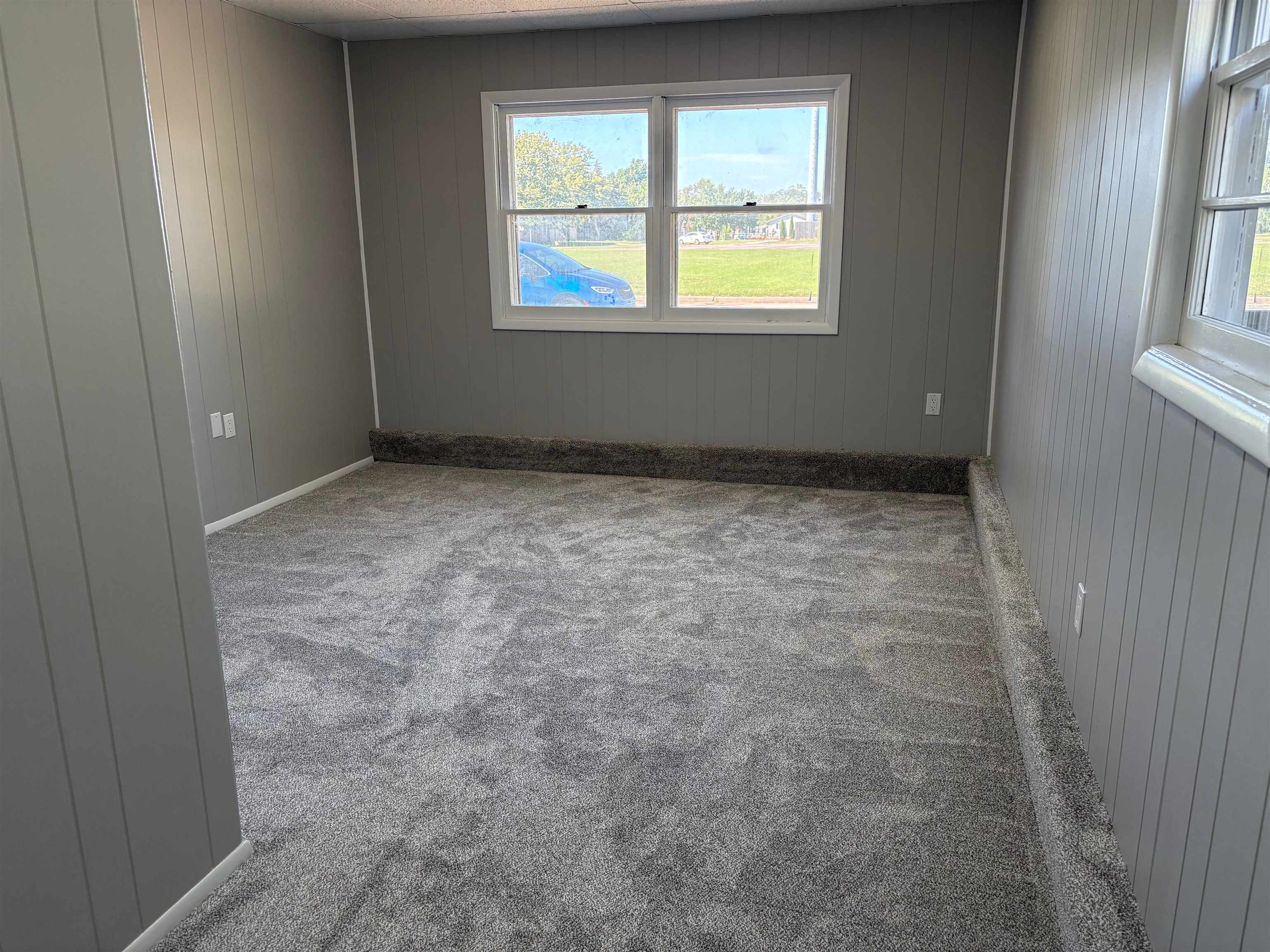 2814 S Elizabeth Property Photo 11