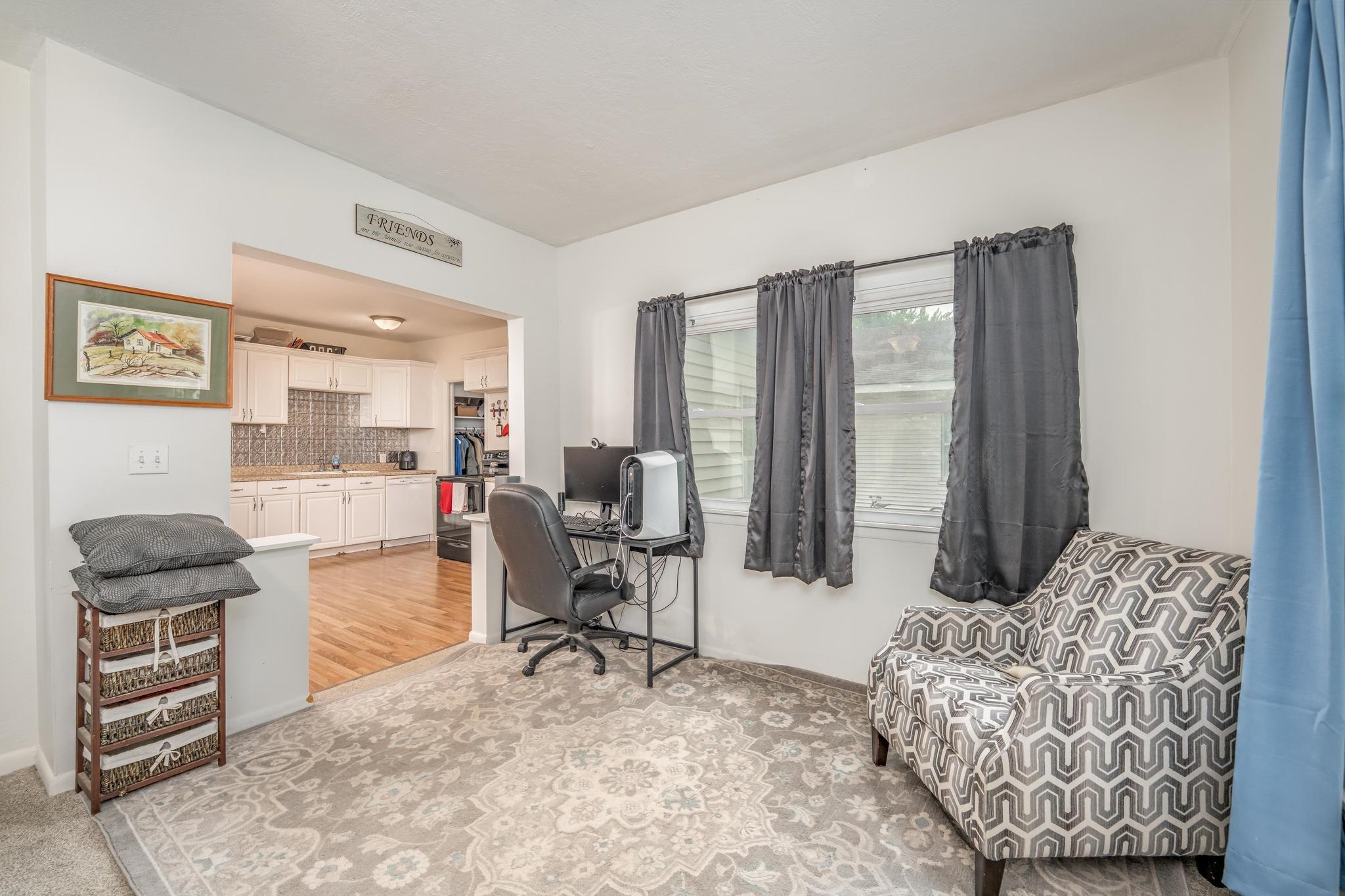1209 N C St Property Photo 6