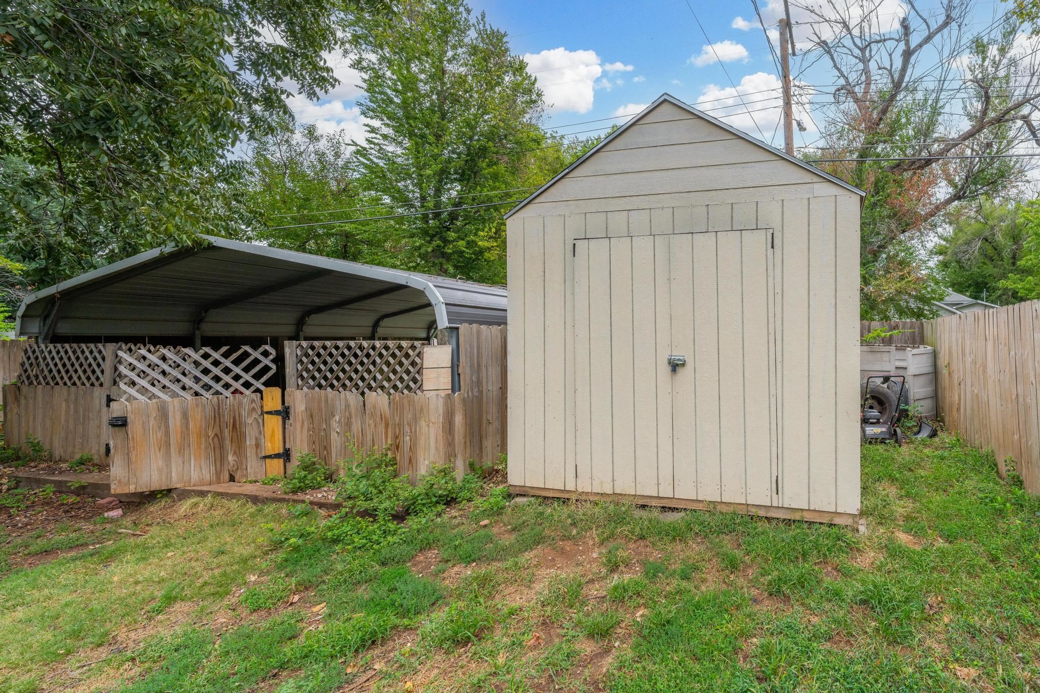 1209 N C St Property Photo 26