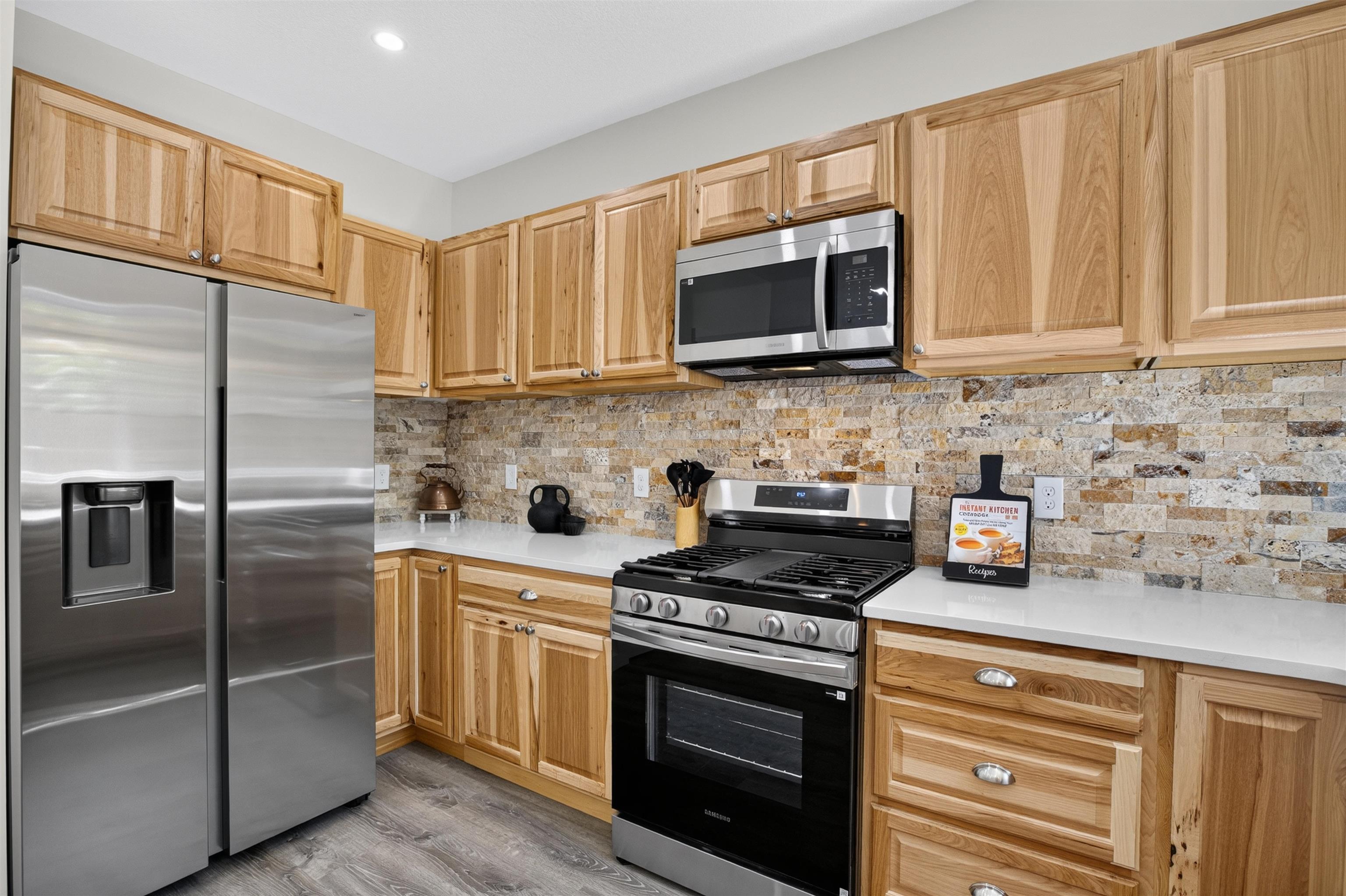 1322 N Wabash Property Photo 10