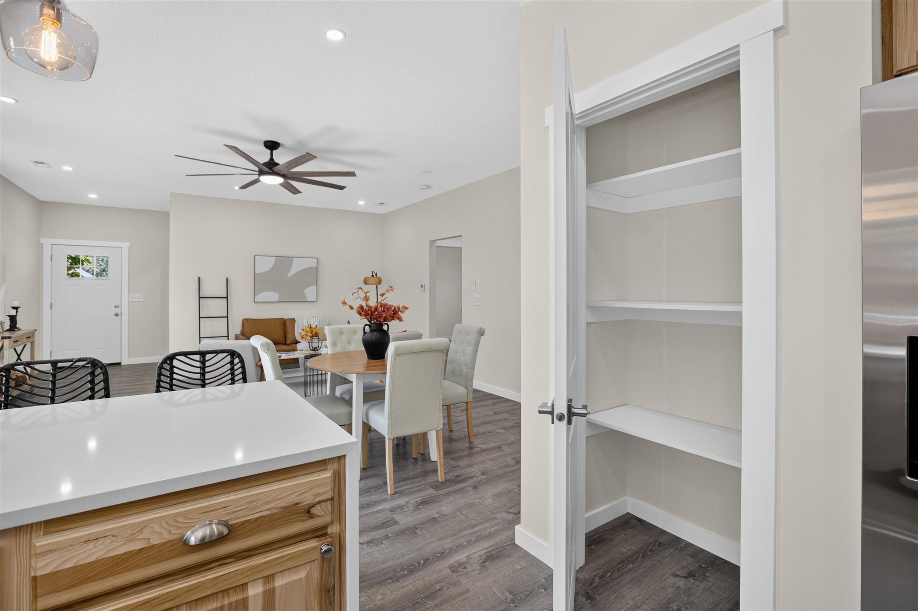 1322 N Wabash Property Photo 11