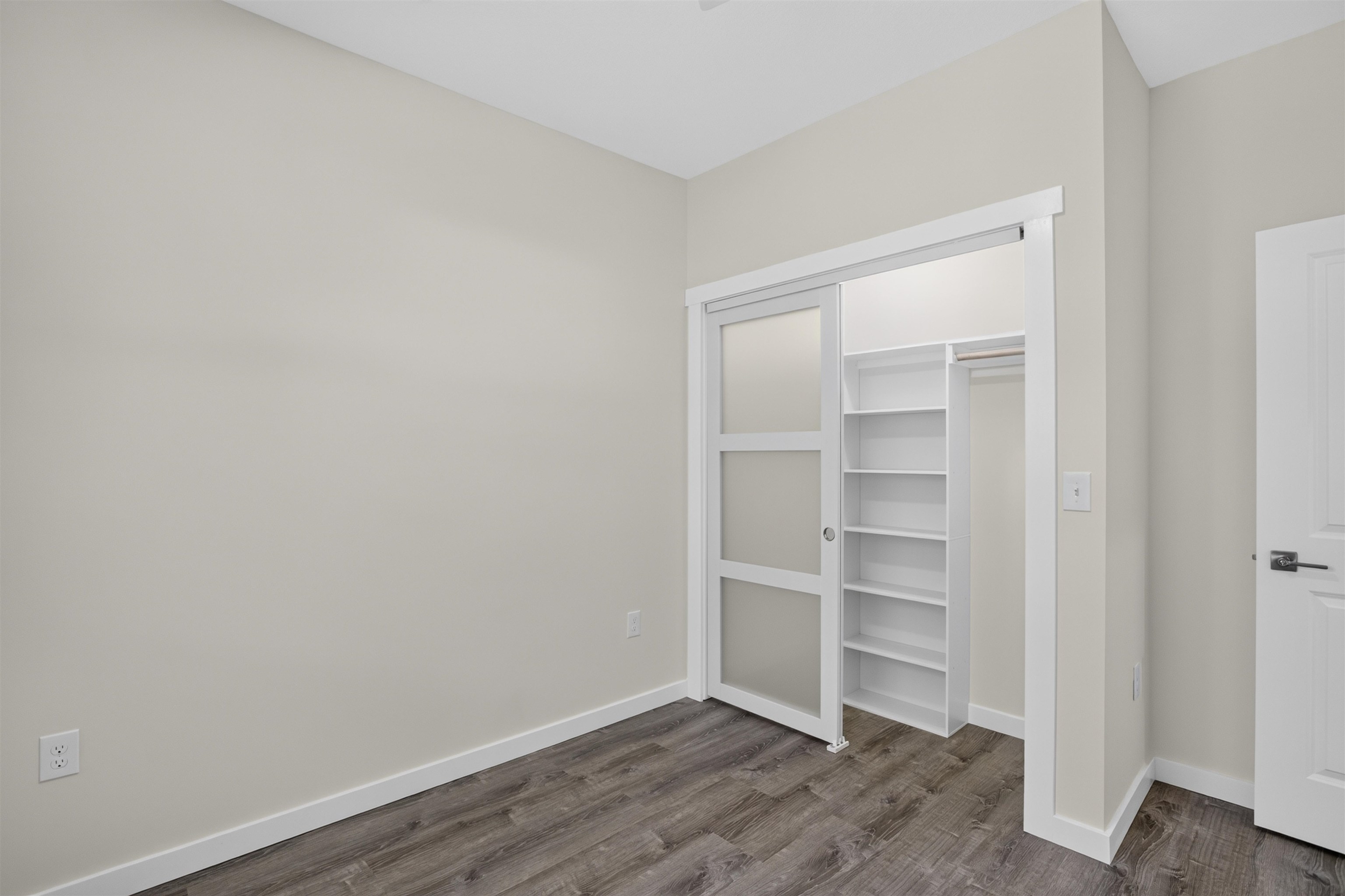 1322 N Wabash Property Photo 17