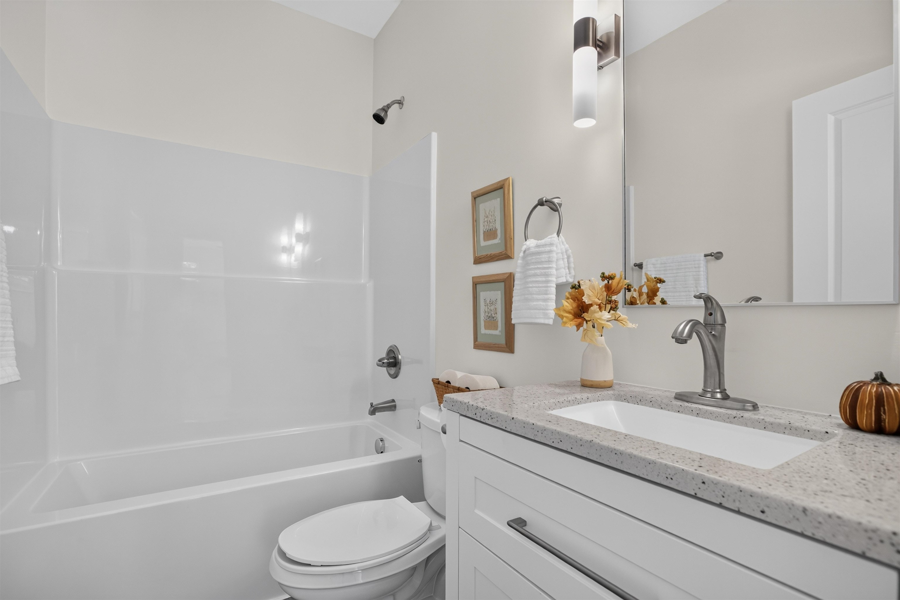 1322 N Wabash Property Photo 18