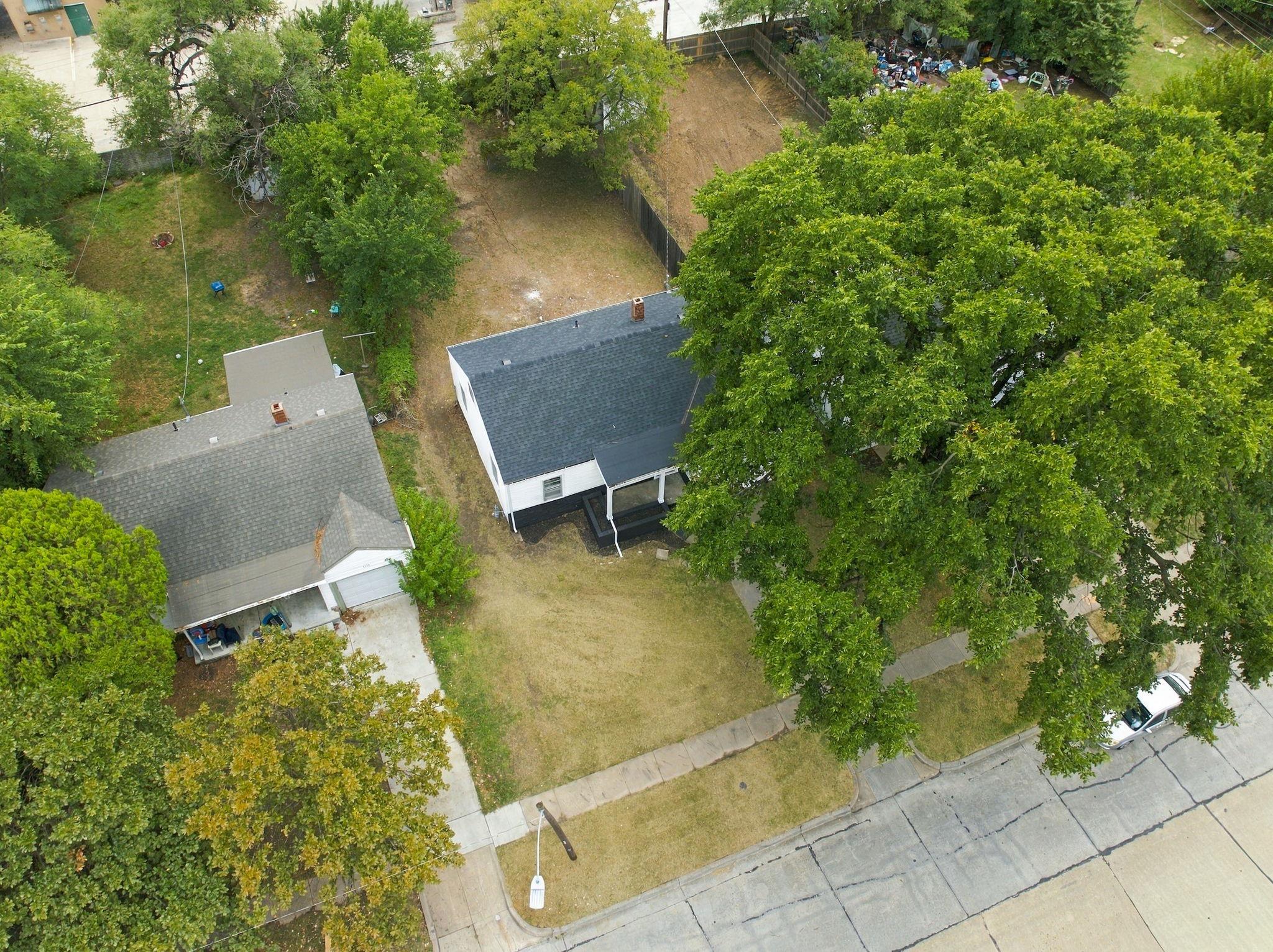 5125 E Elm St Property Photo 2